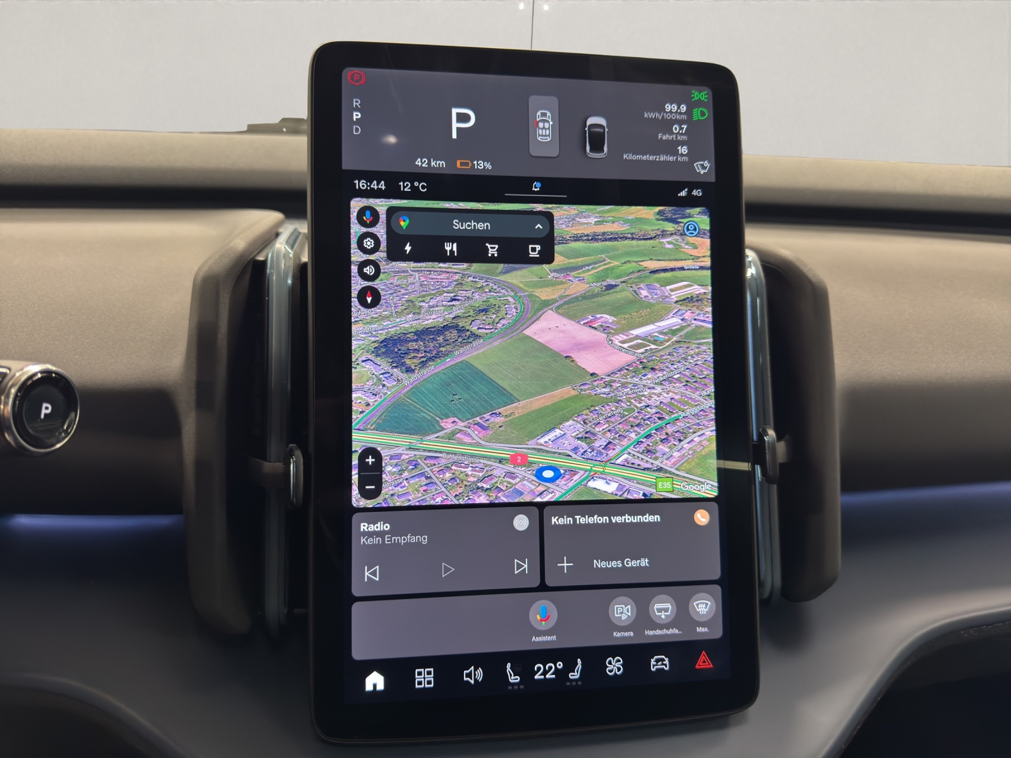 listing desktop thumbnail image 8