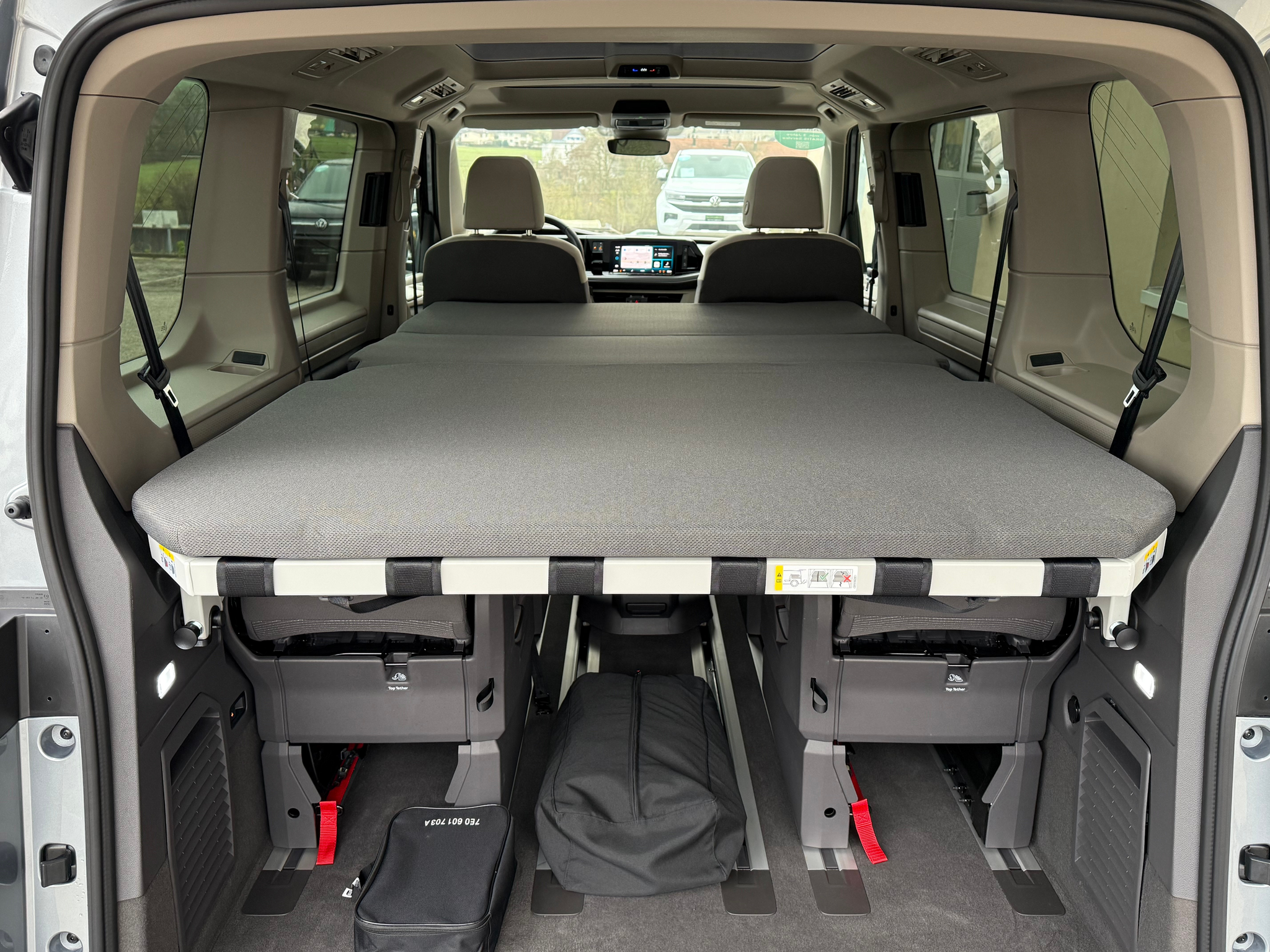 listing desktop thumbnail image 25