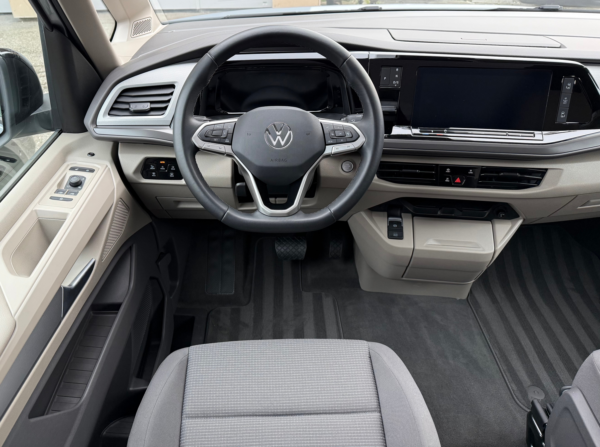 listing desktop thumbnail image 14