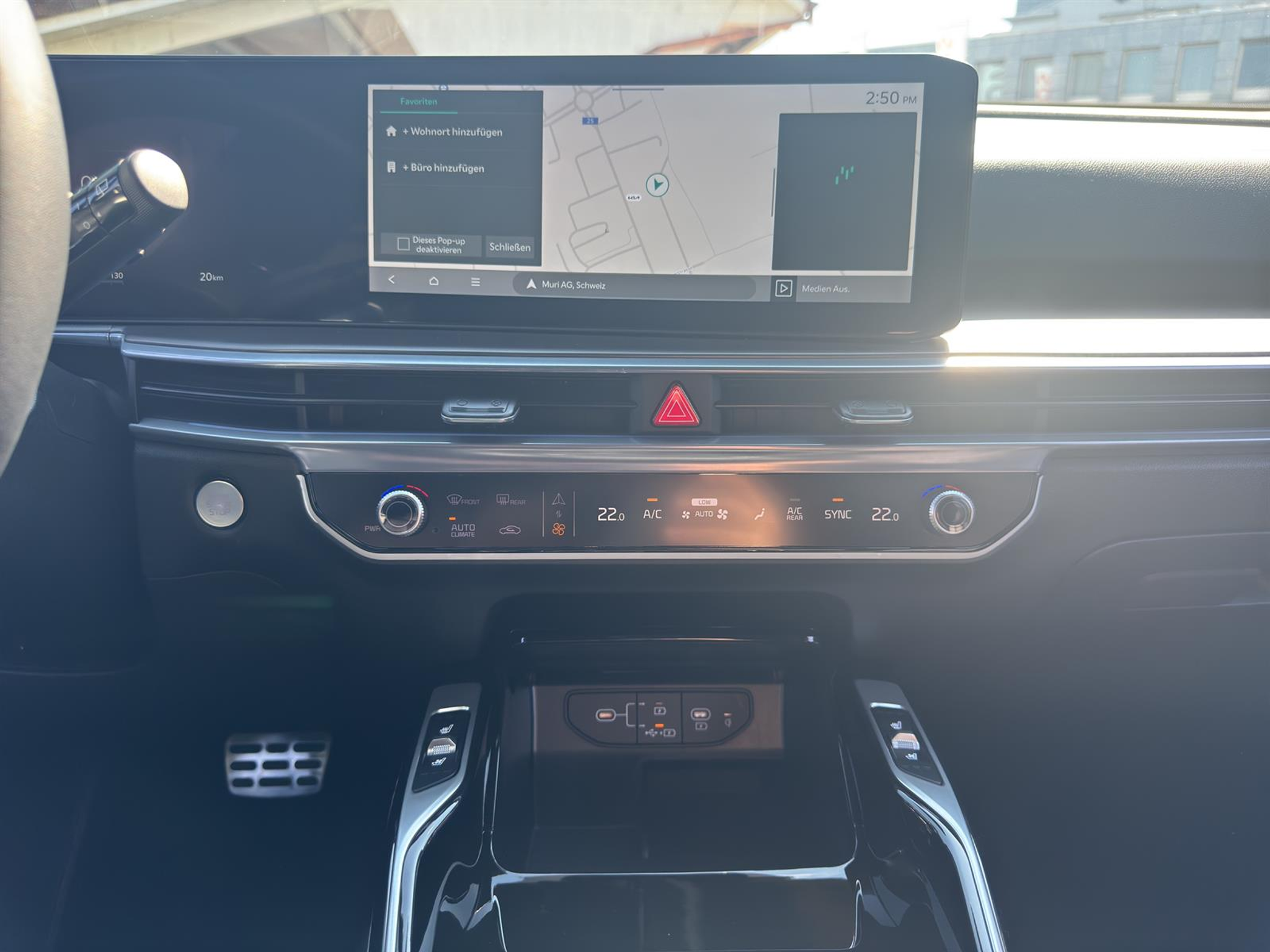 listing desktop thumbnail image 11