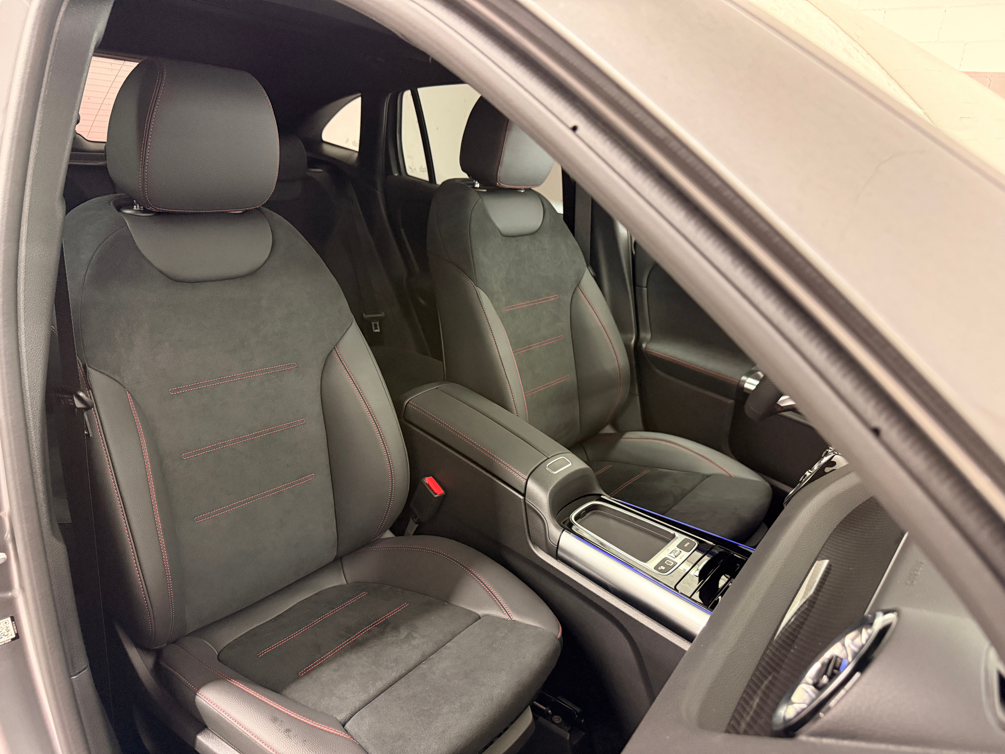 listing desktop thumbnail image 9