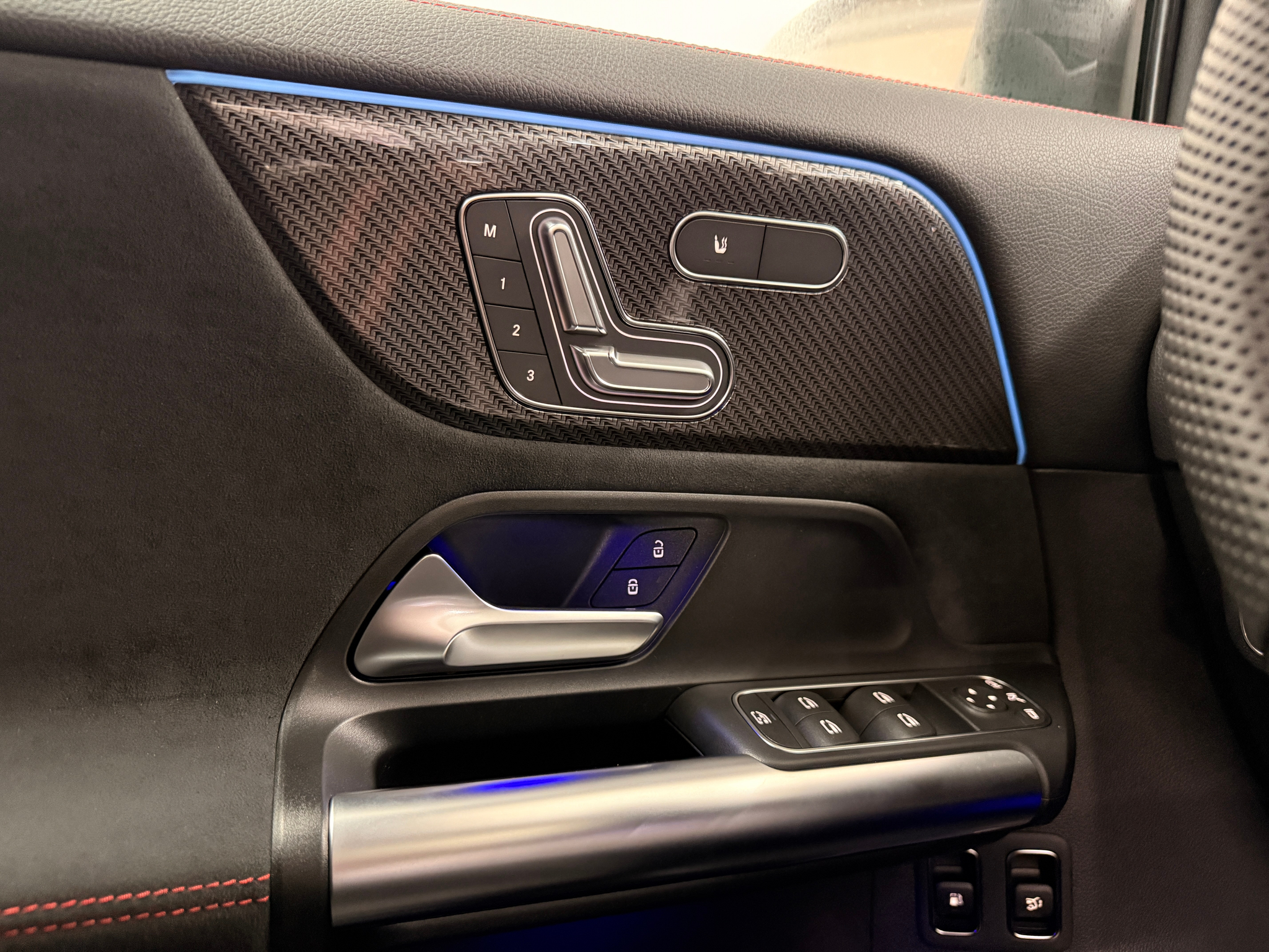 listing desktop thumbnail image 15