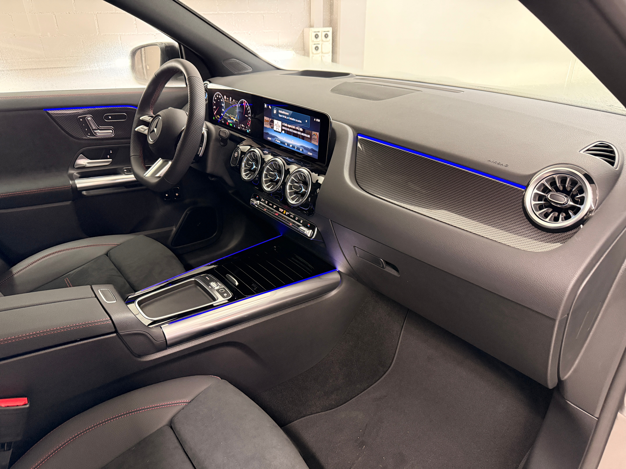 listing desktop thumbnail image 10