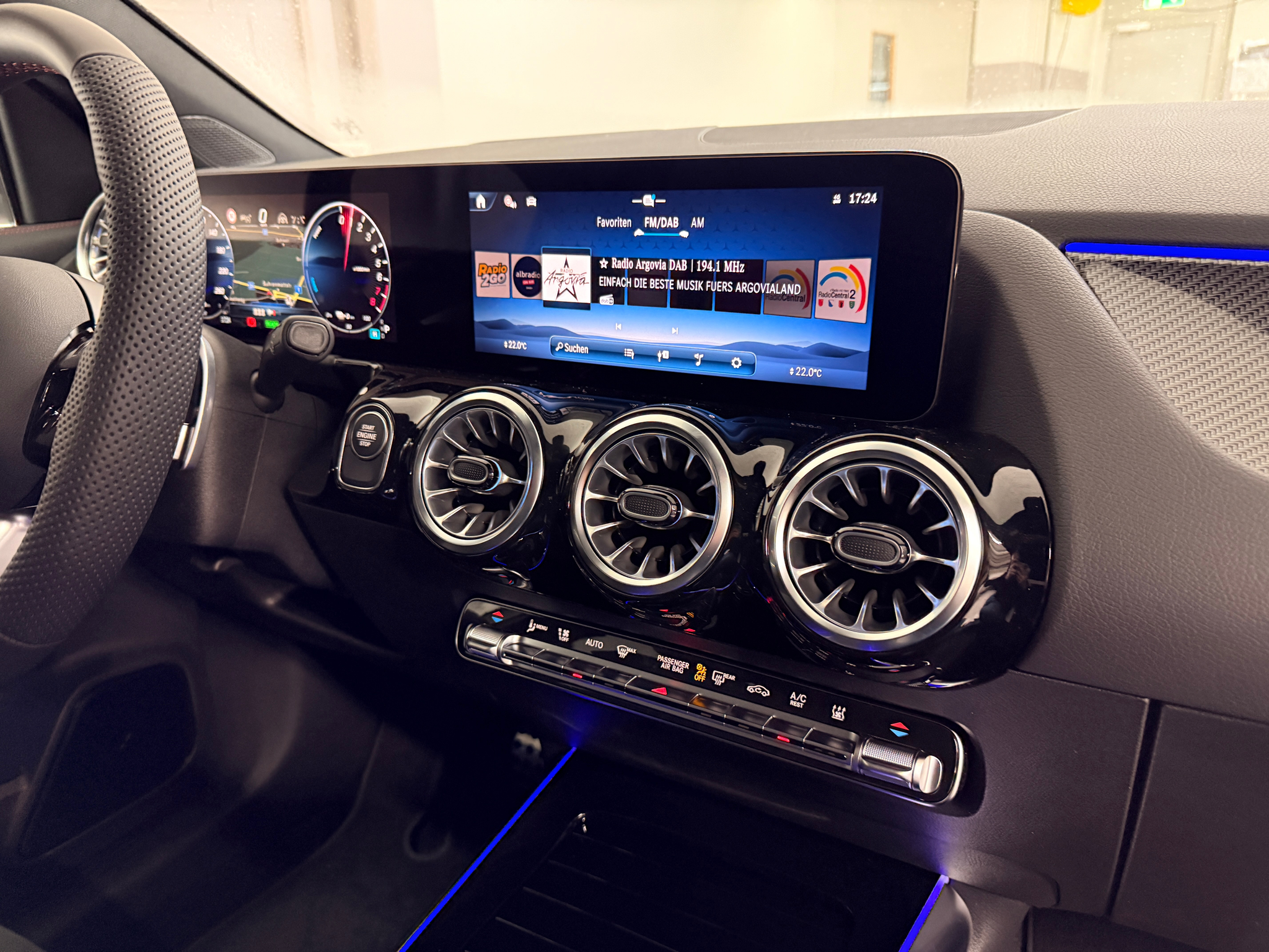 listing desktop thumbnail image 12