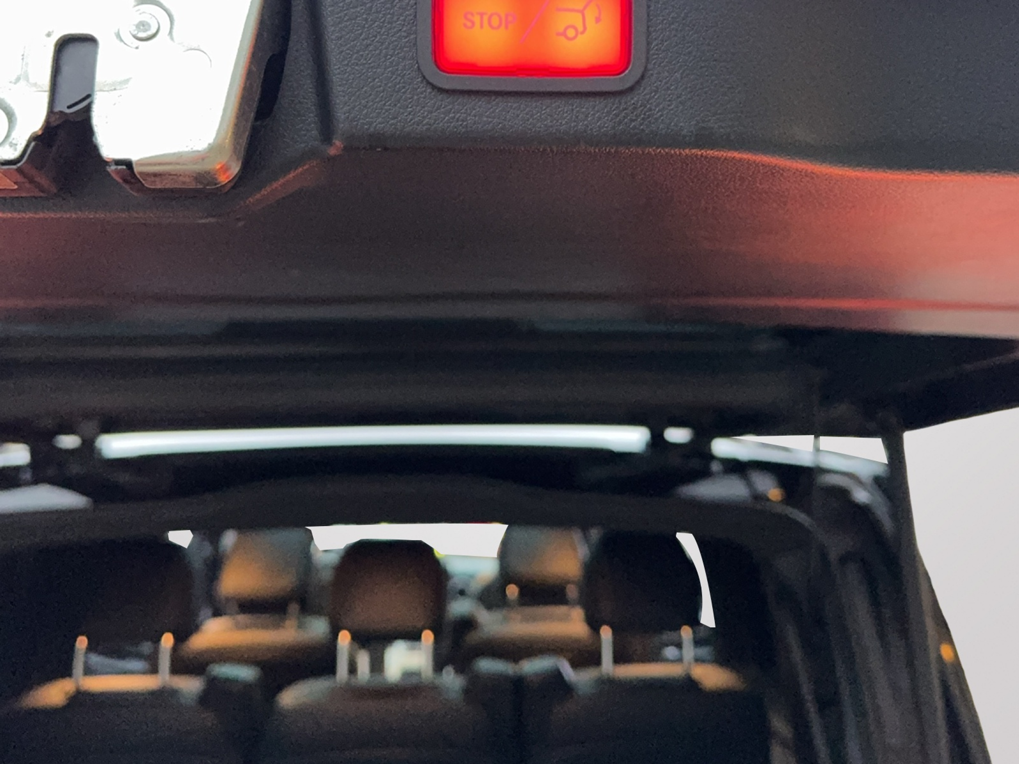 listing desktop thumbnail image 4