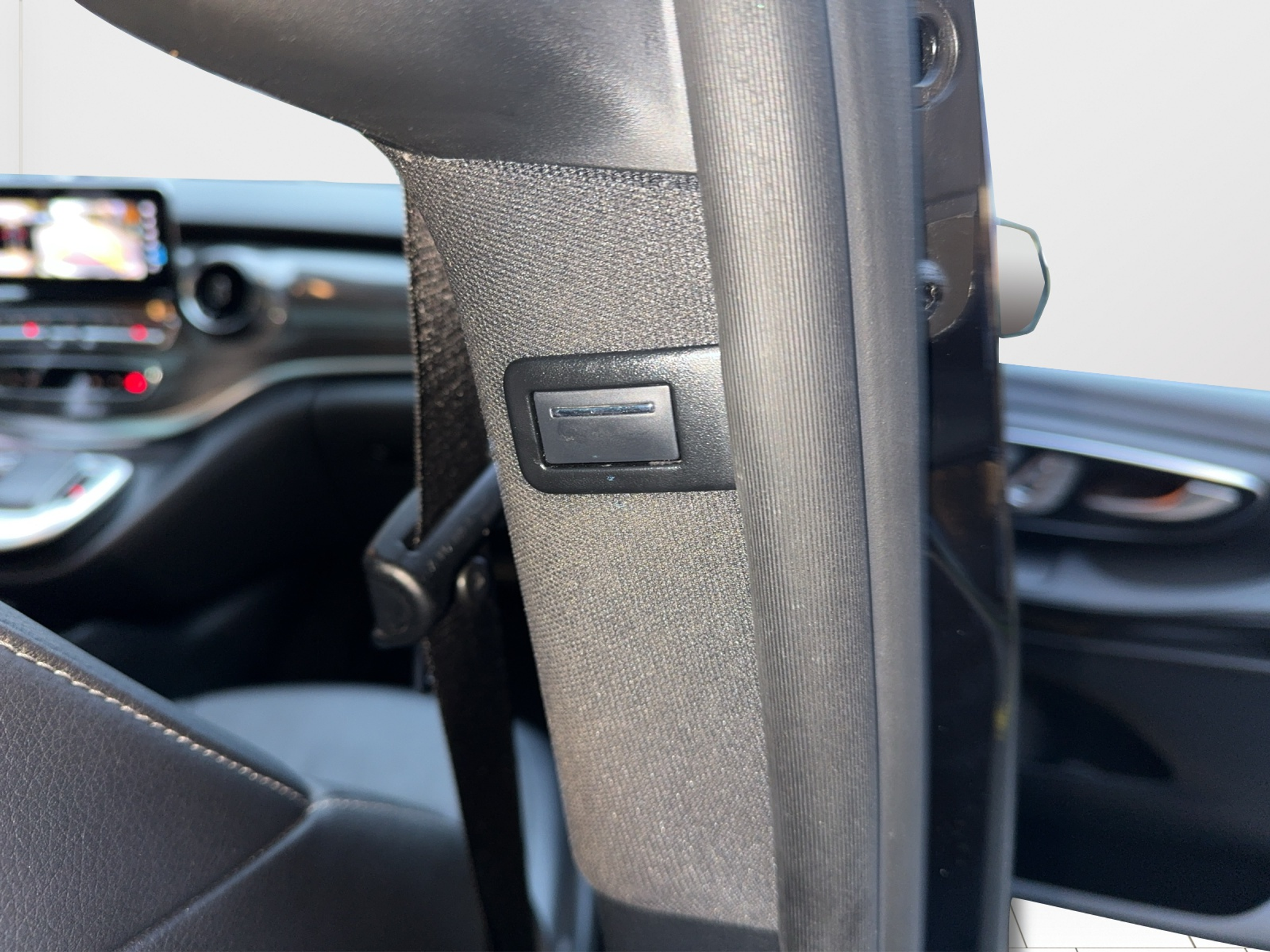 listing desktop thumbnail image 21