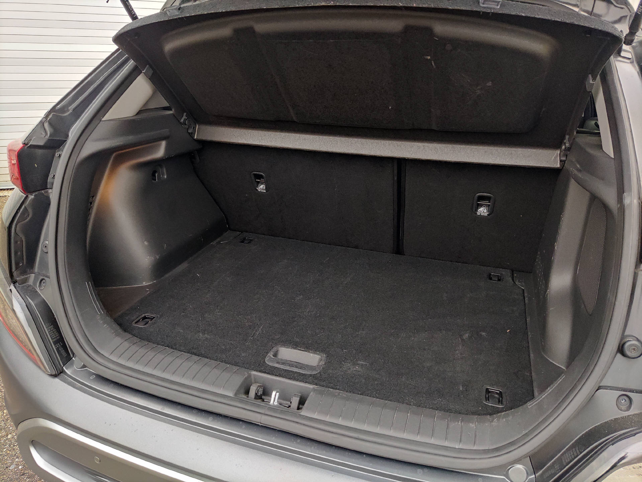 listing desktop thumbnail image 10