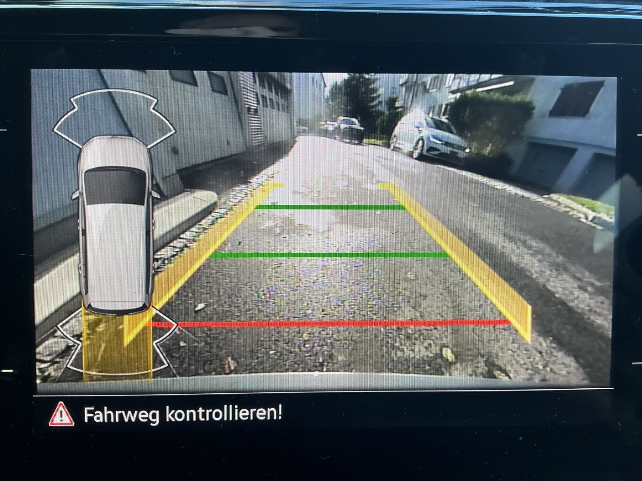 listing desktop thumbnail image 14