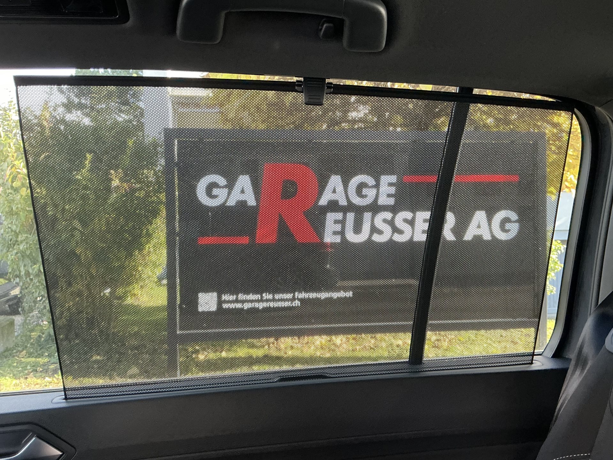 listing desktop thumbnail image 25