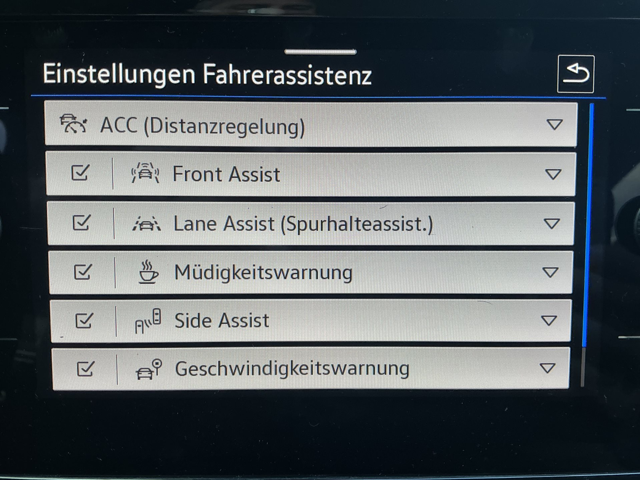 listing desktop thumbnail image 17