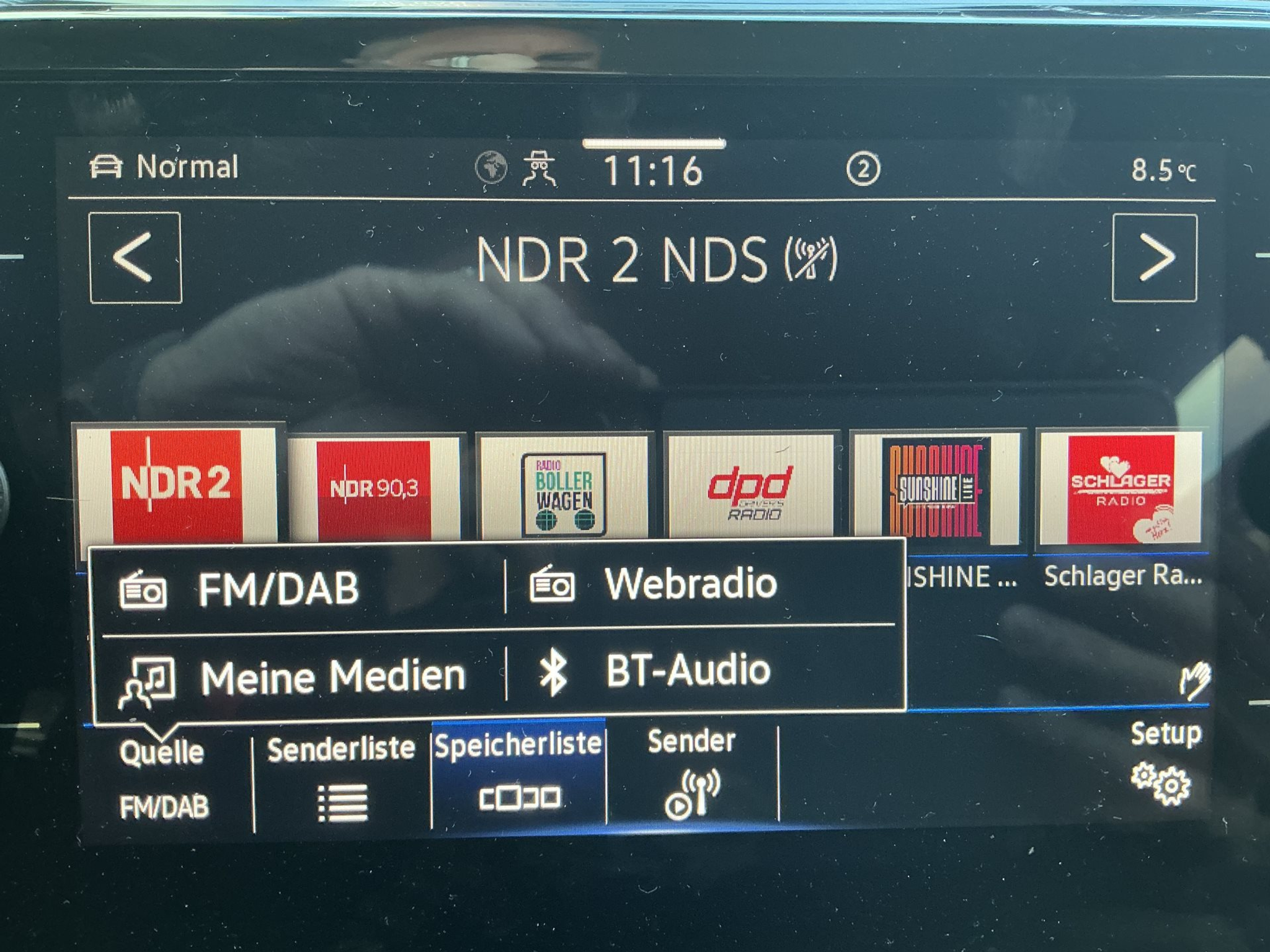 listing desktop thumbnail image 18