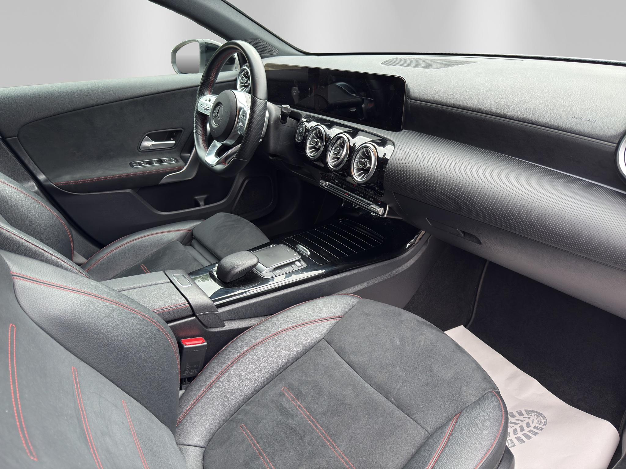 listing desktop thumbnail image 12