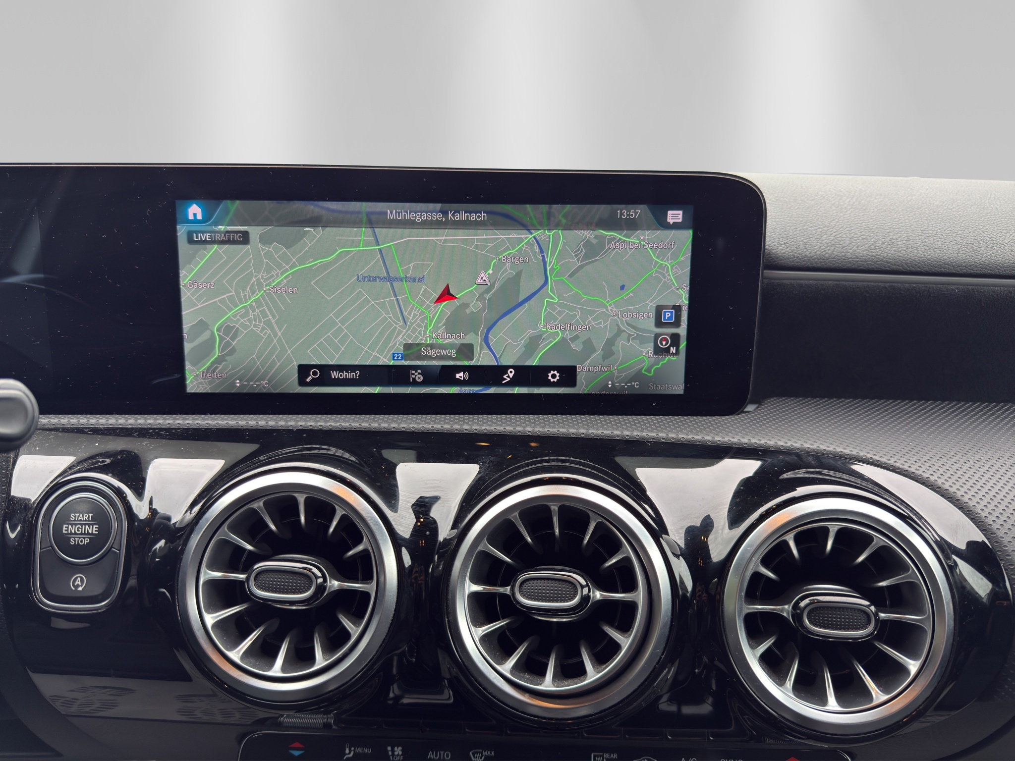 listing desktop thumbnail image 11