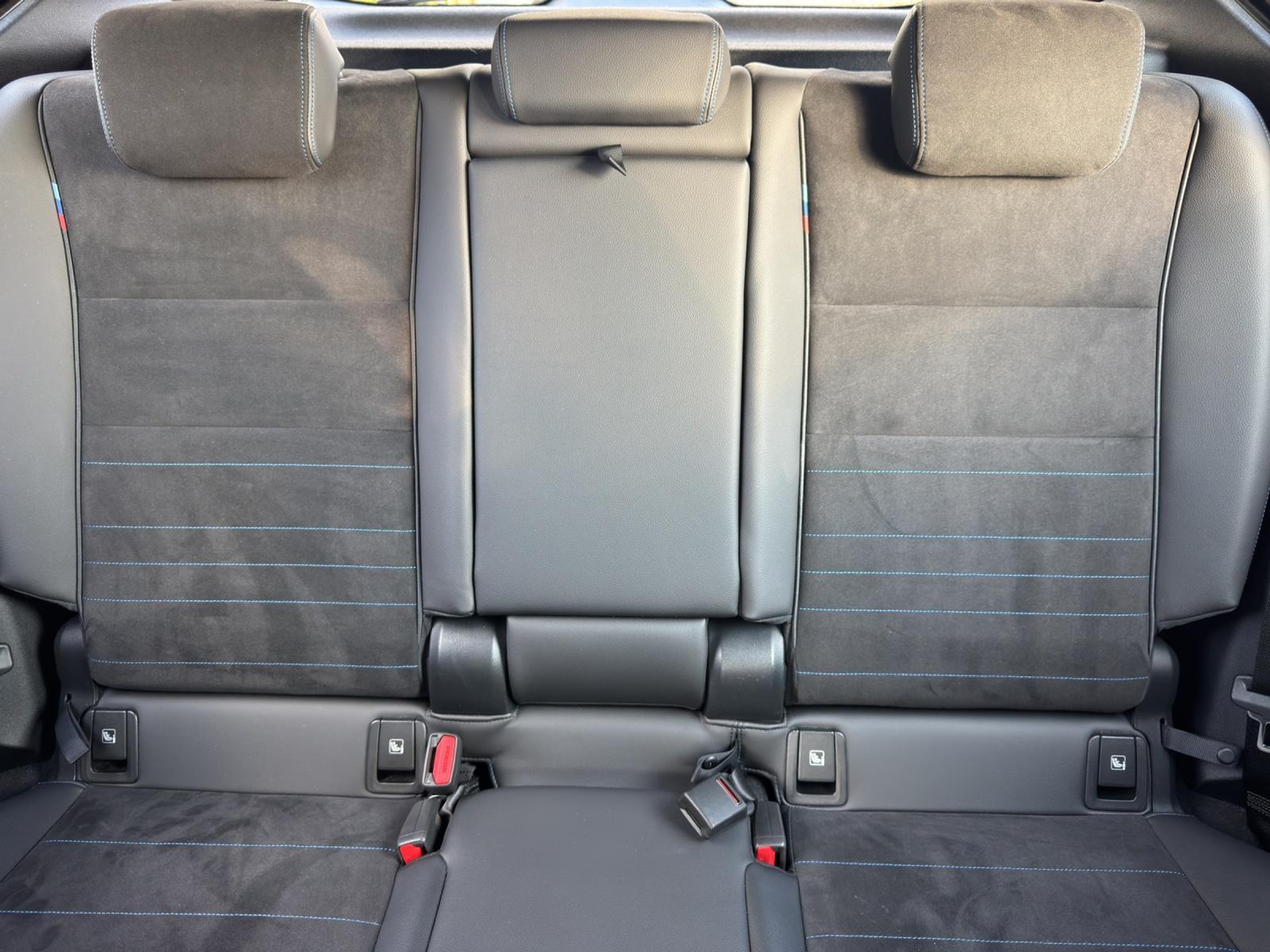 listing desktop thumbnail image 18