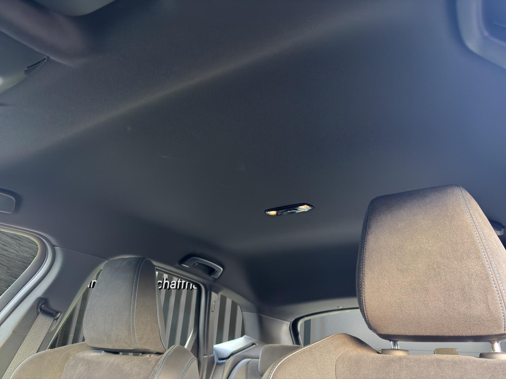 listing desktop thumbnail image 17