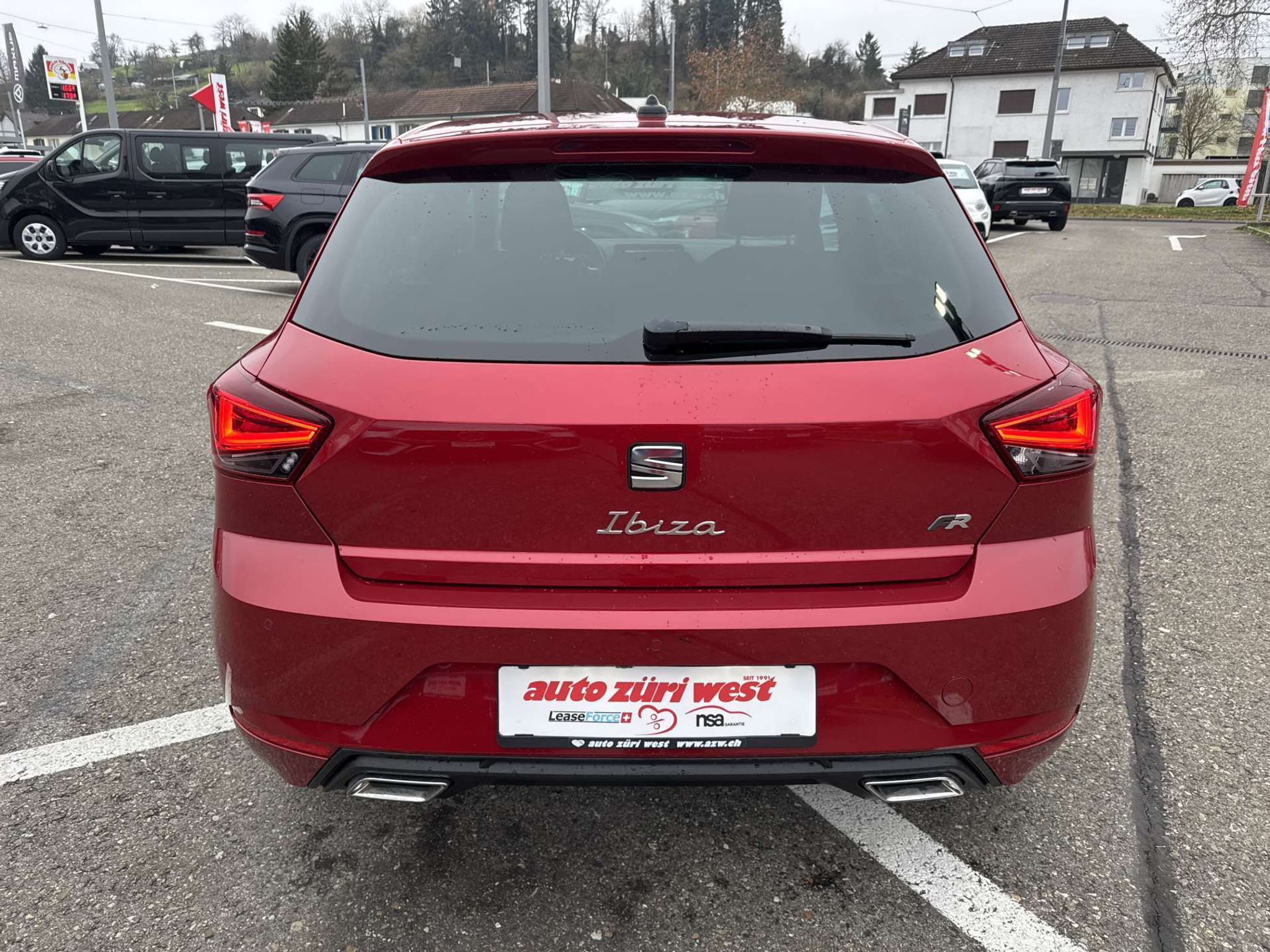 listing desktop thumbnail image 14