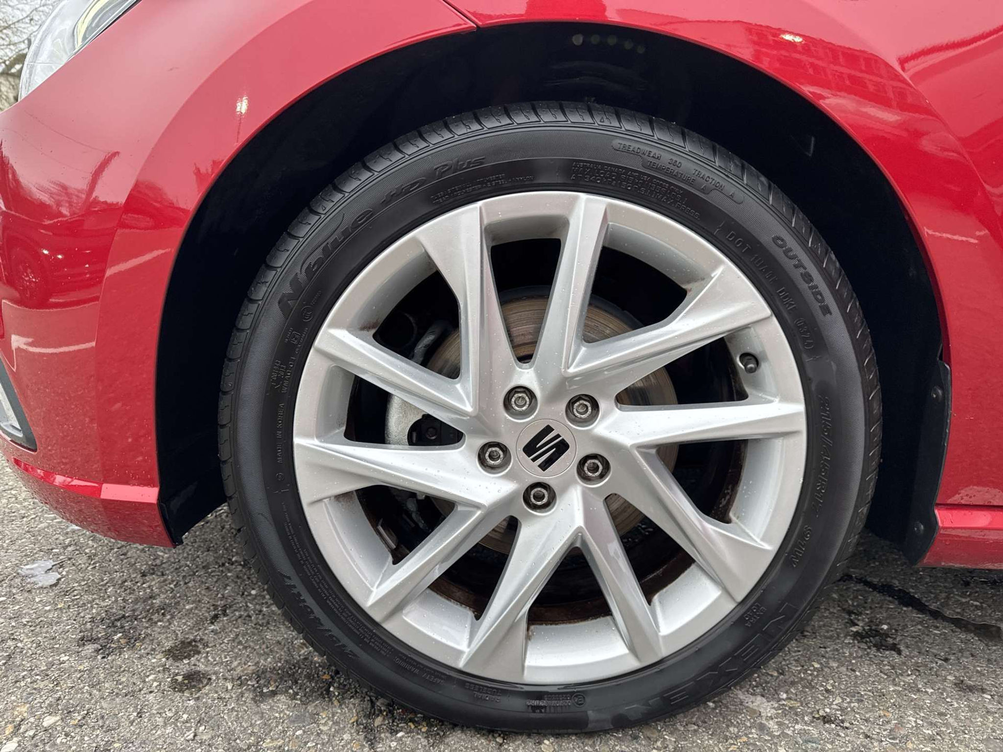 listing desktop thumbnail image 8