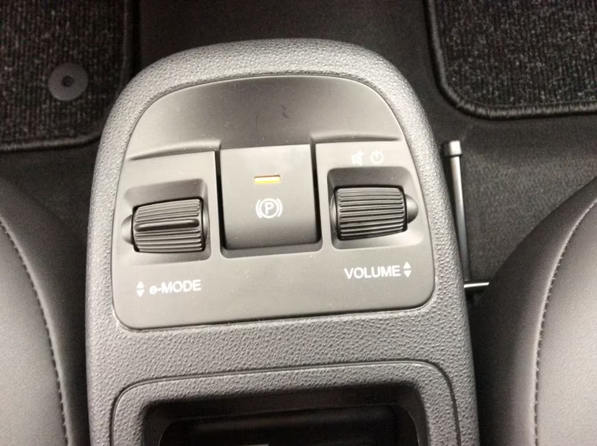 listing desktop thumbnail image 16