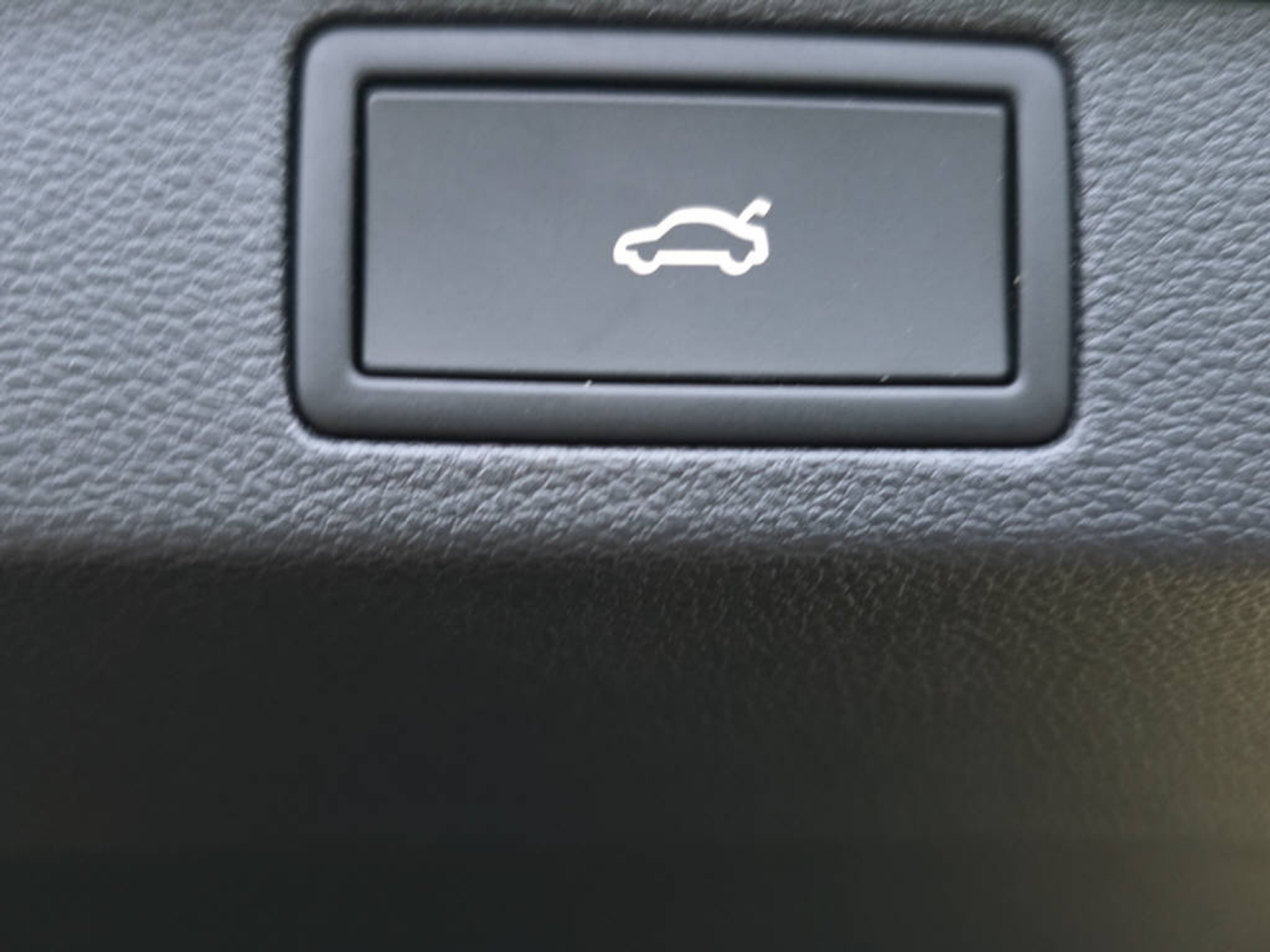 listing desktop thumbnail image 25