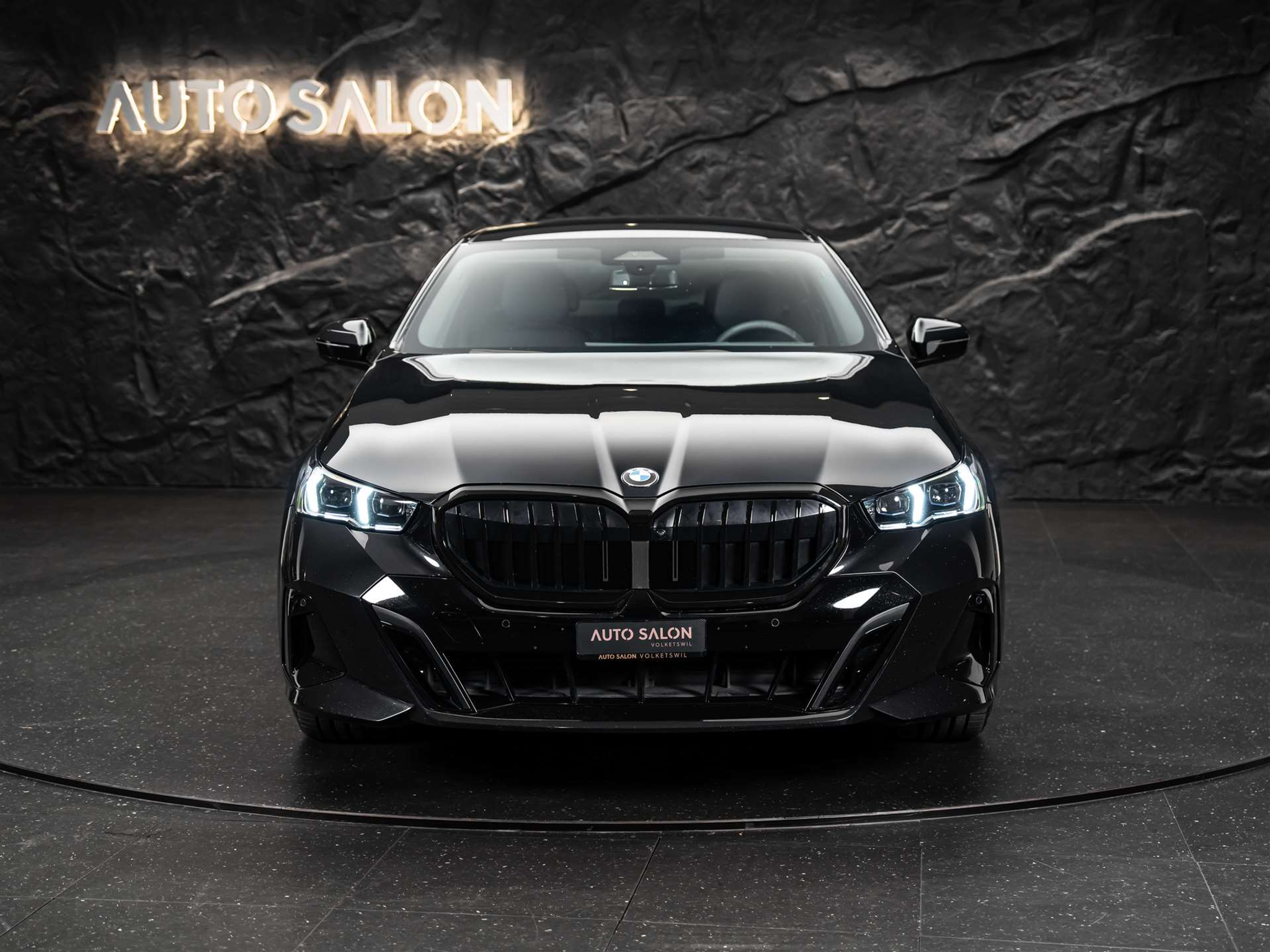 listing desktop thumbnail image 6