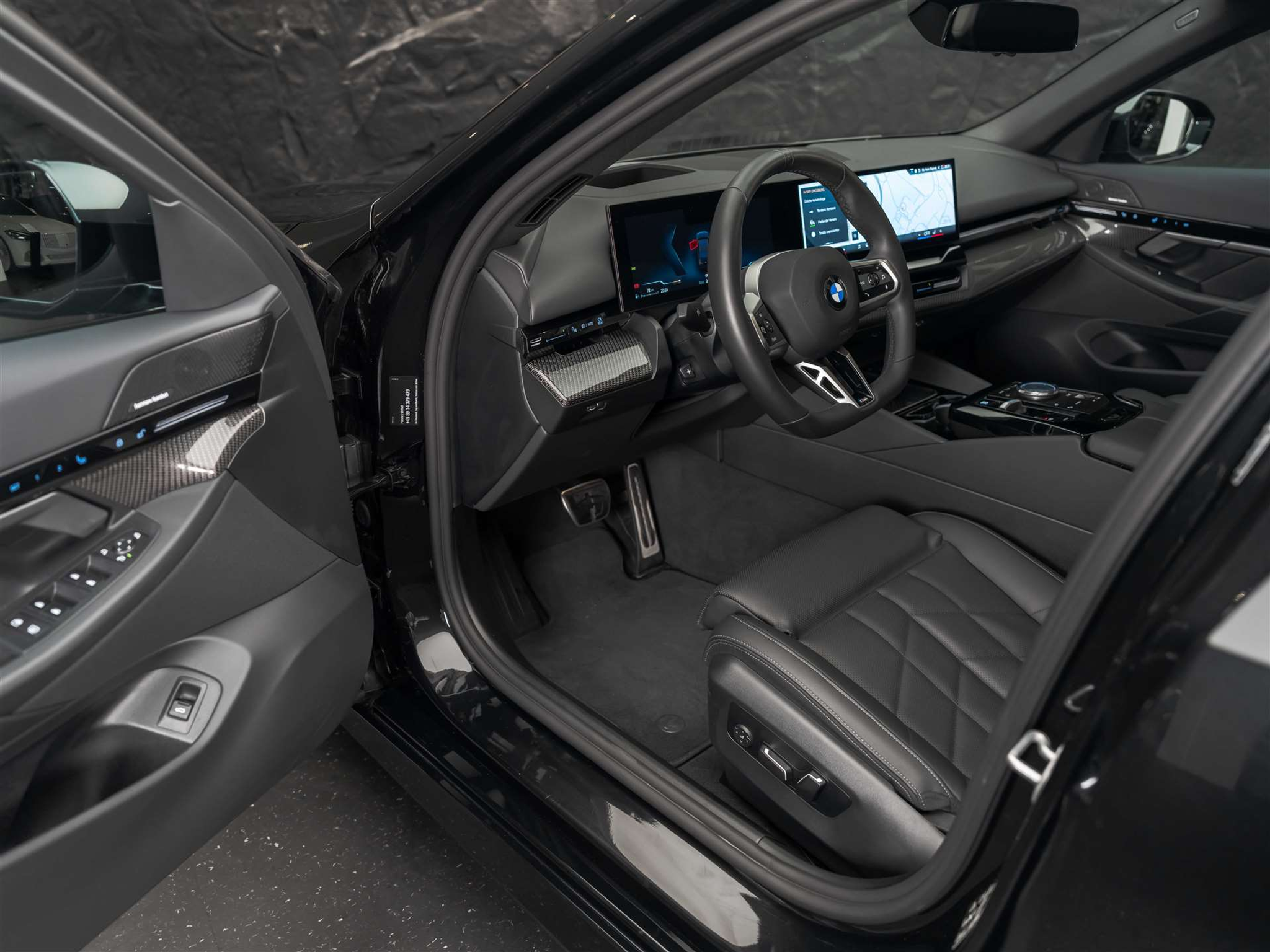 listing desktop thumbnail image 7