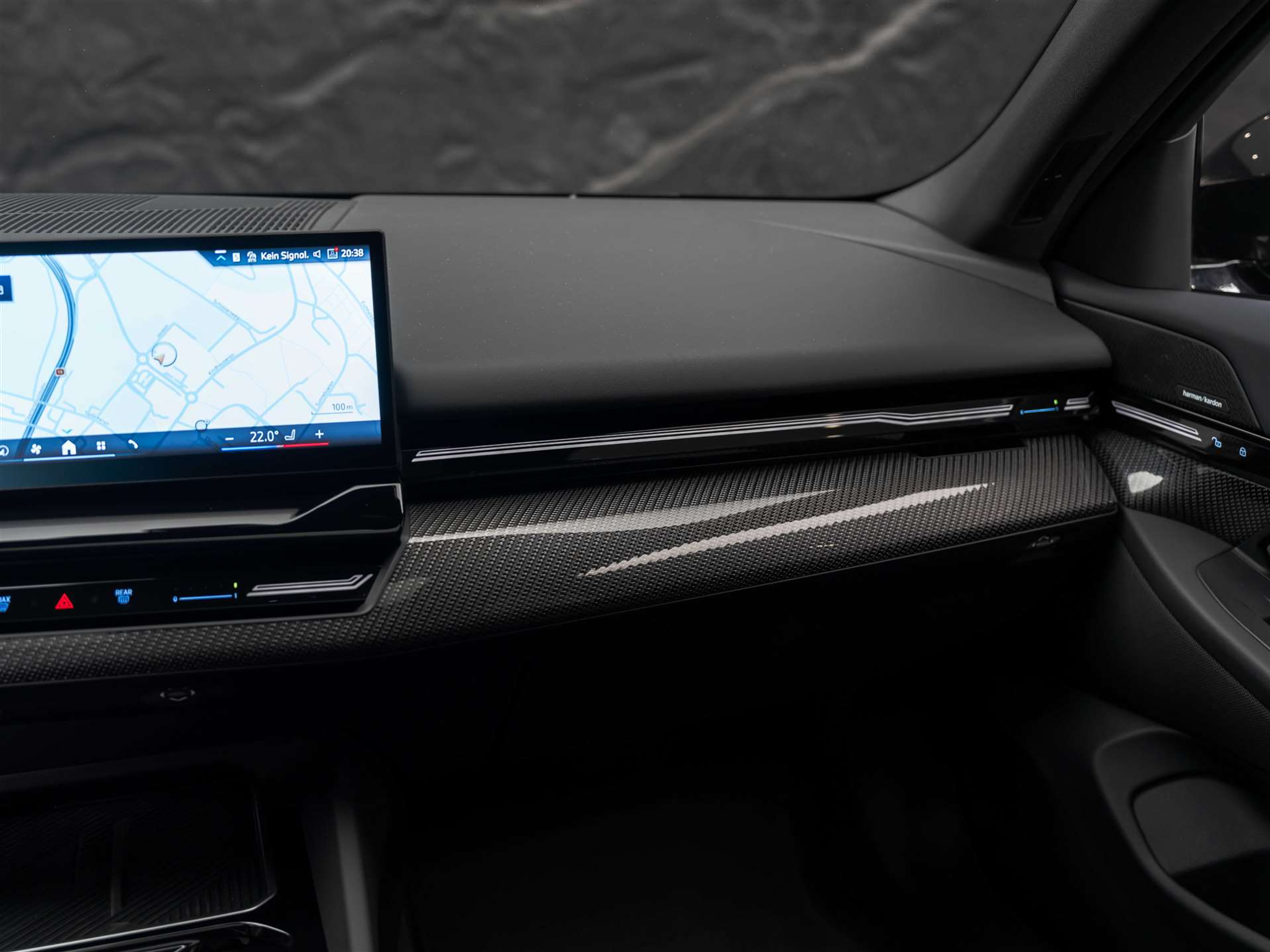 listing desktop thumbnail image 32