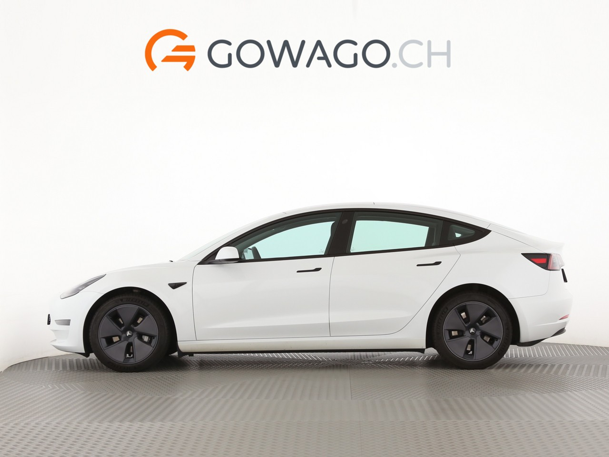 car-image-1