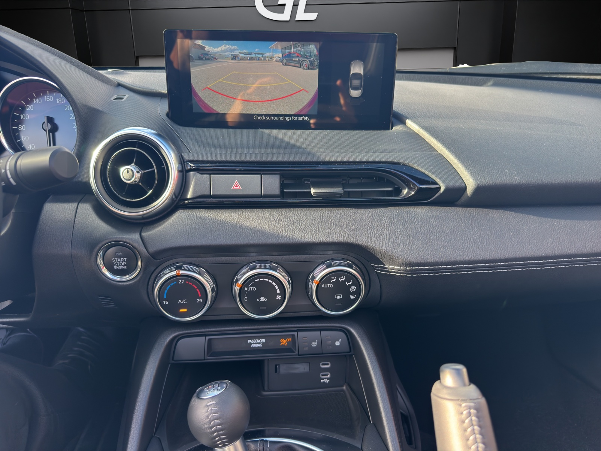 listing desktop thumbnail image 10