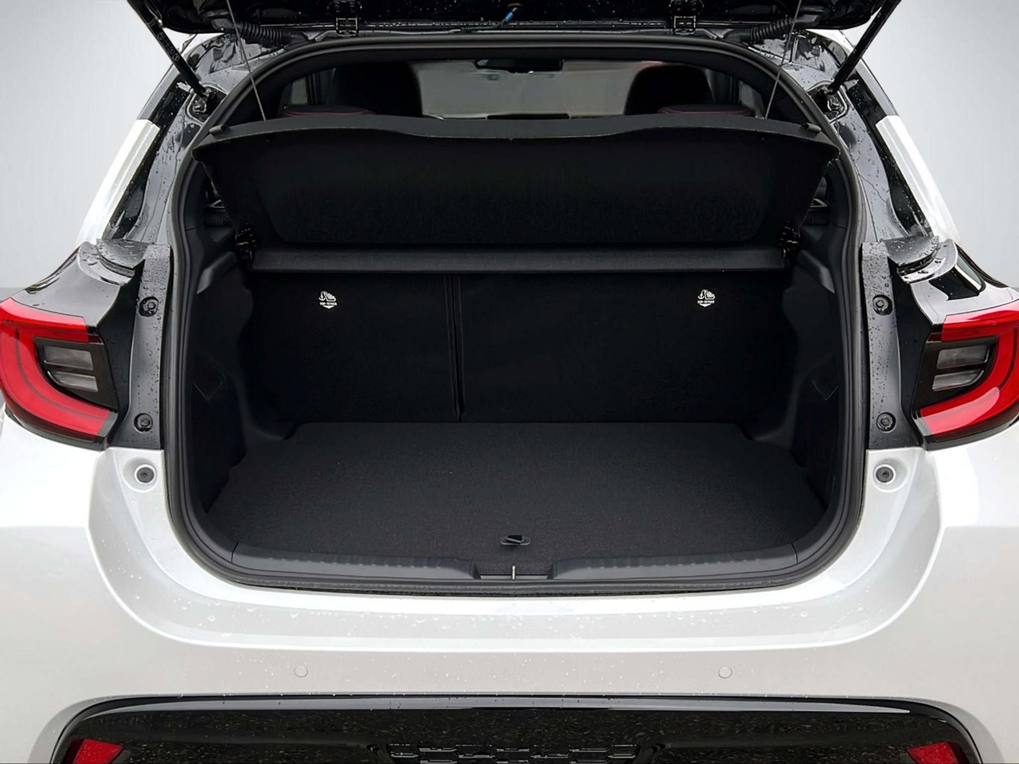 listing desktop thumbnail image 5