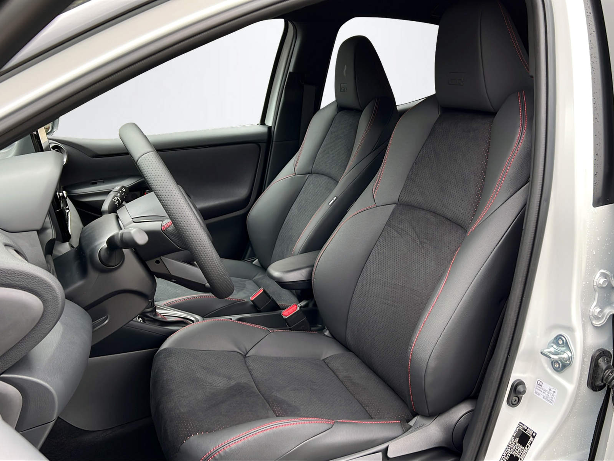 listing desktop thumbnail image 14