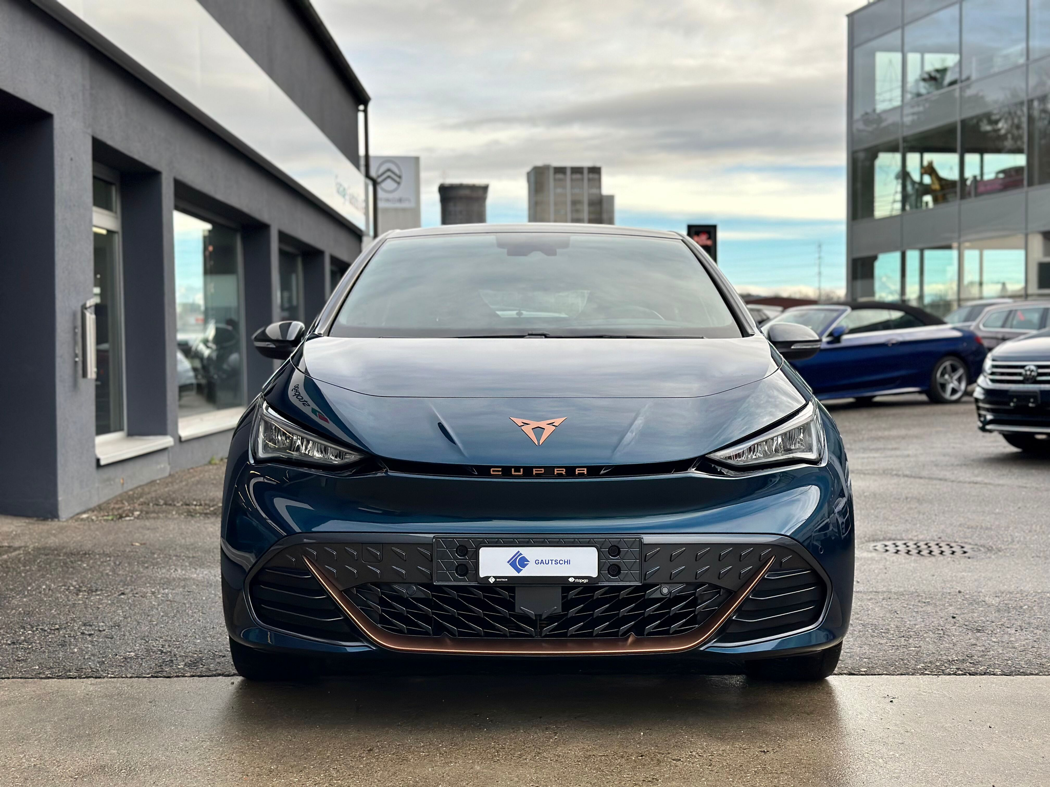 listing desktop thumbnail image 1