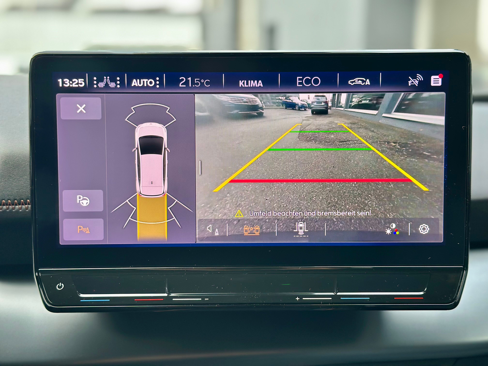 listing desktop thumbnail image 13