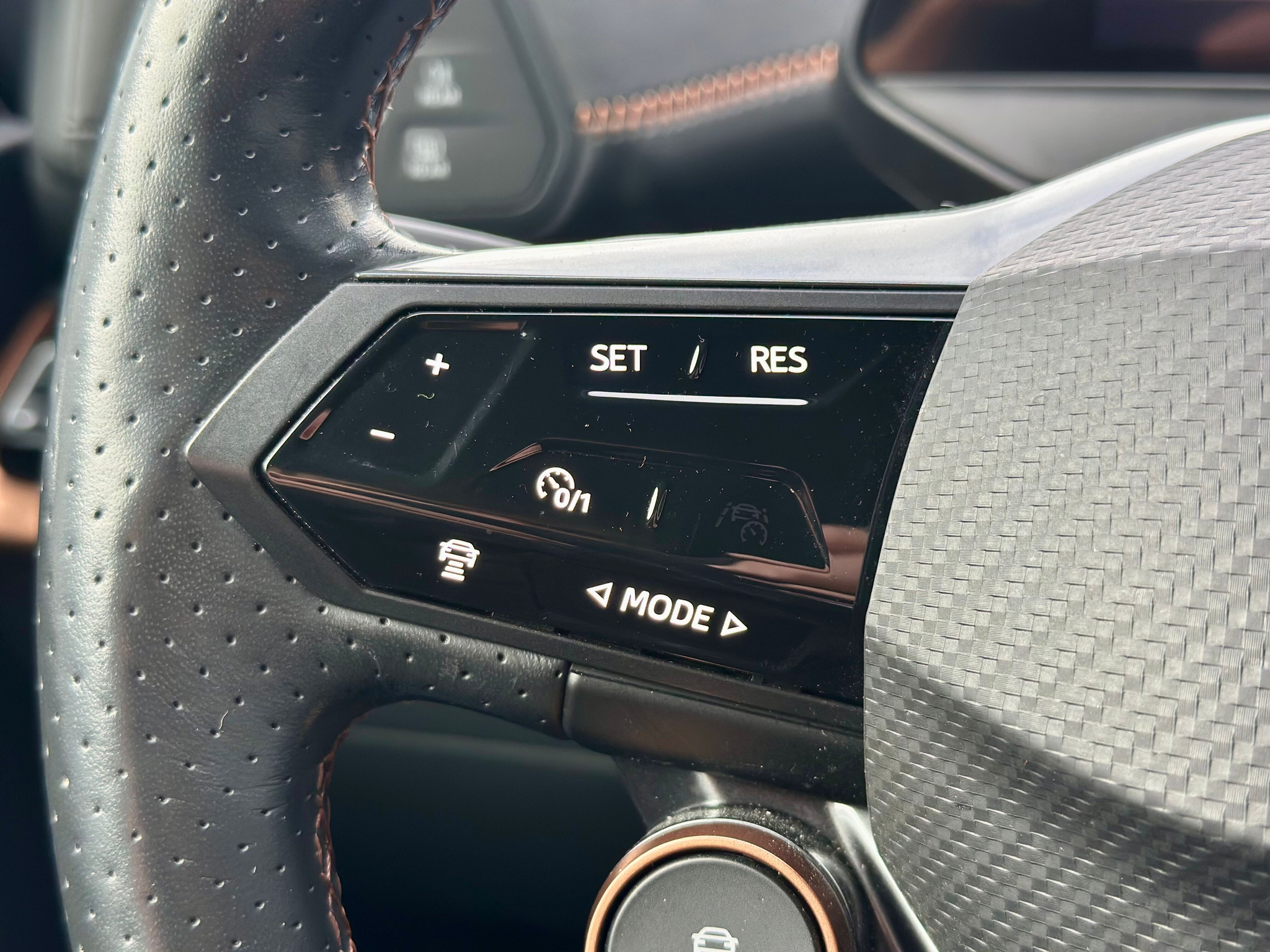 listing desktop thumbnail image 11