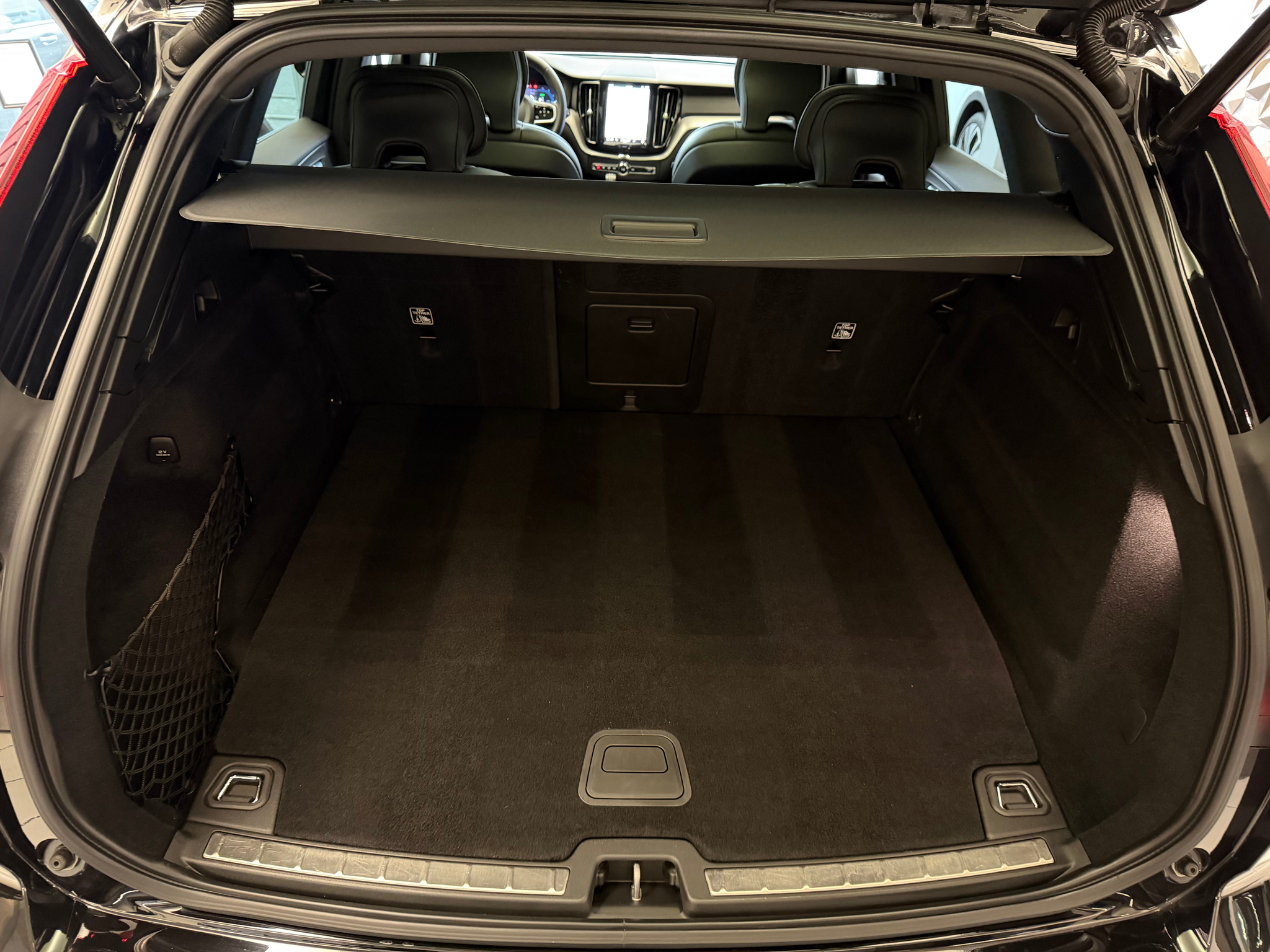 listing desktop thumbnail image 11