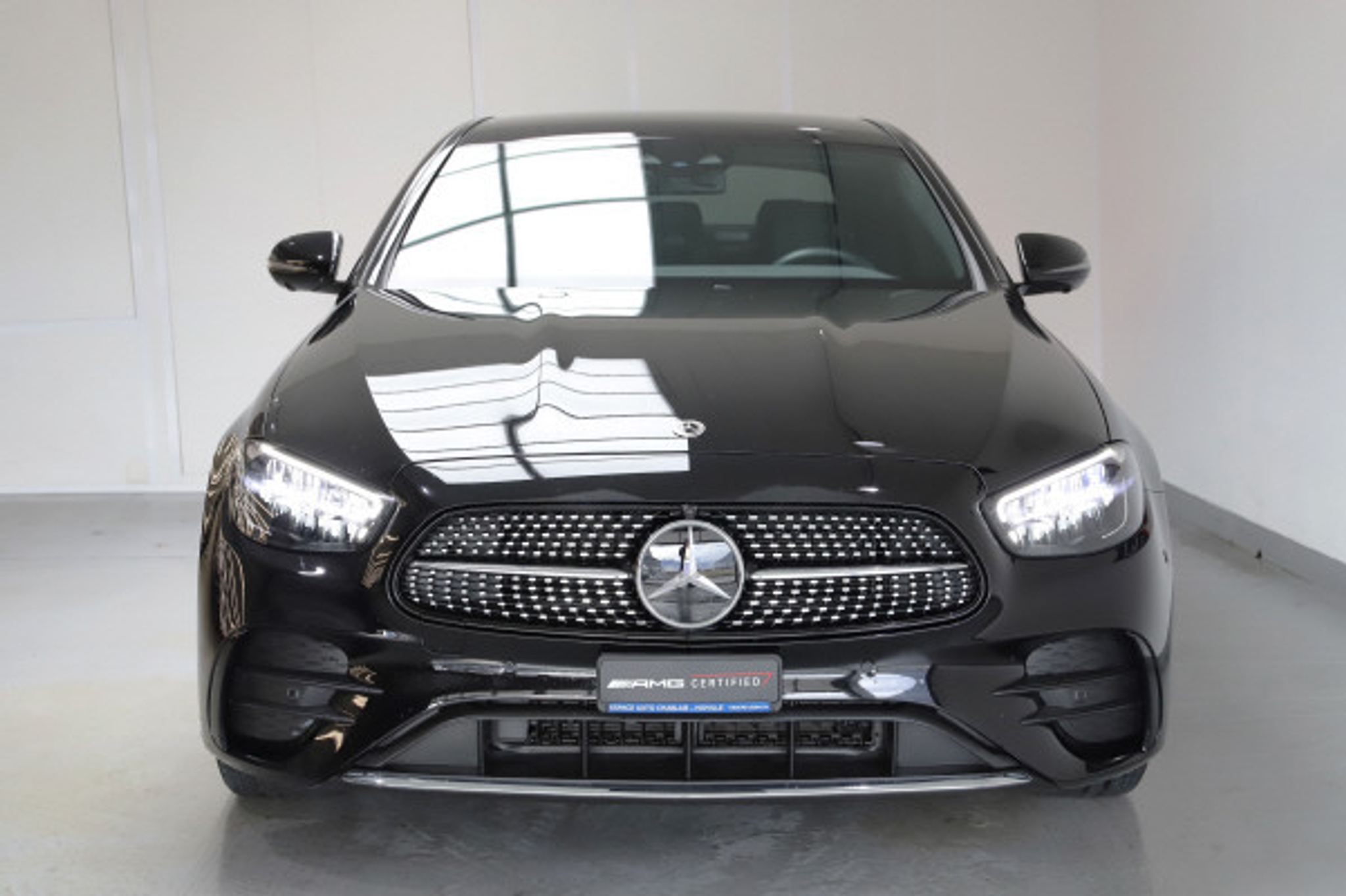 listing desktop thumbnail image 4