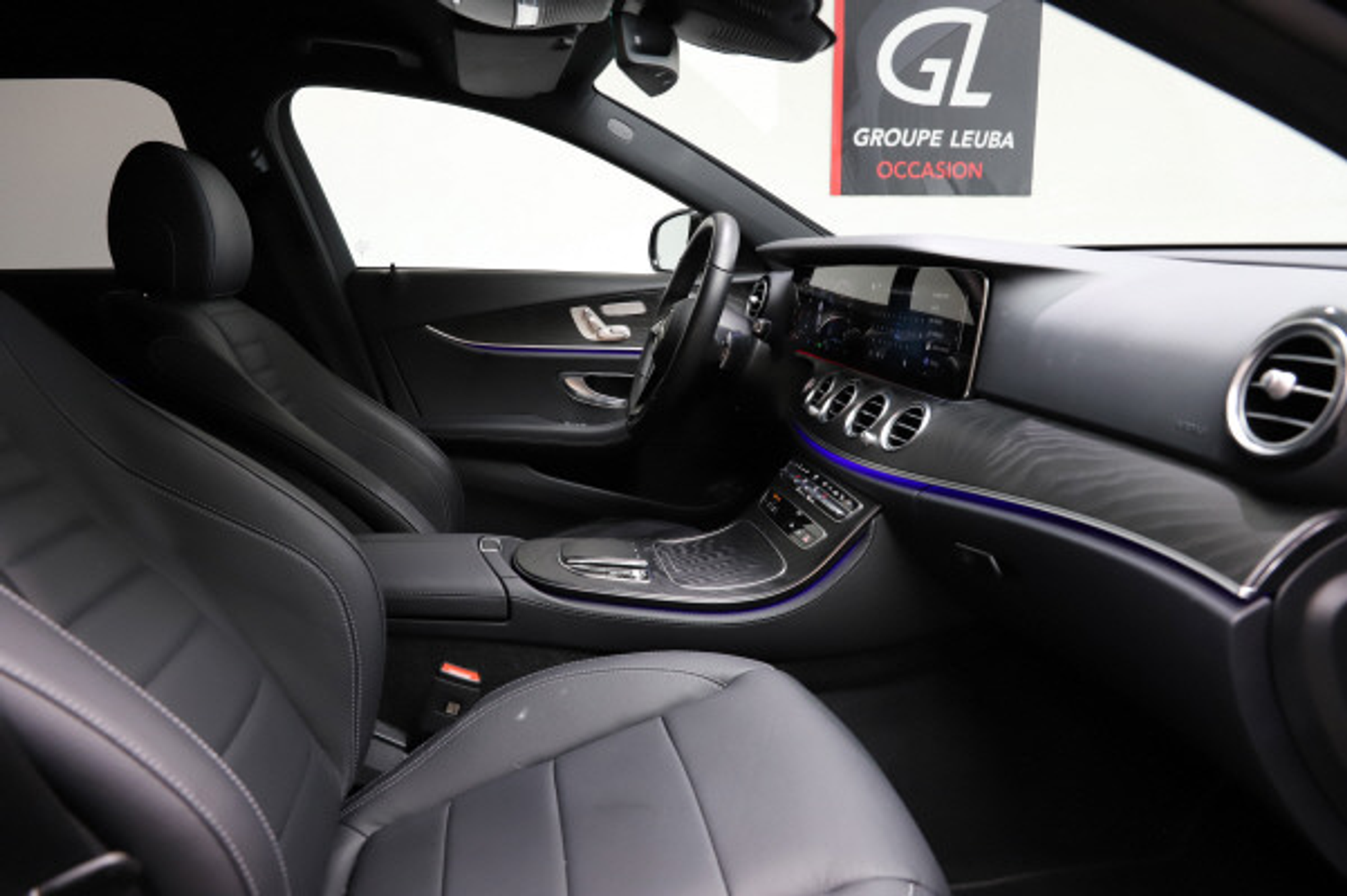 listing desktop thumbnail image 8