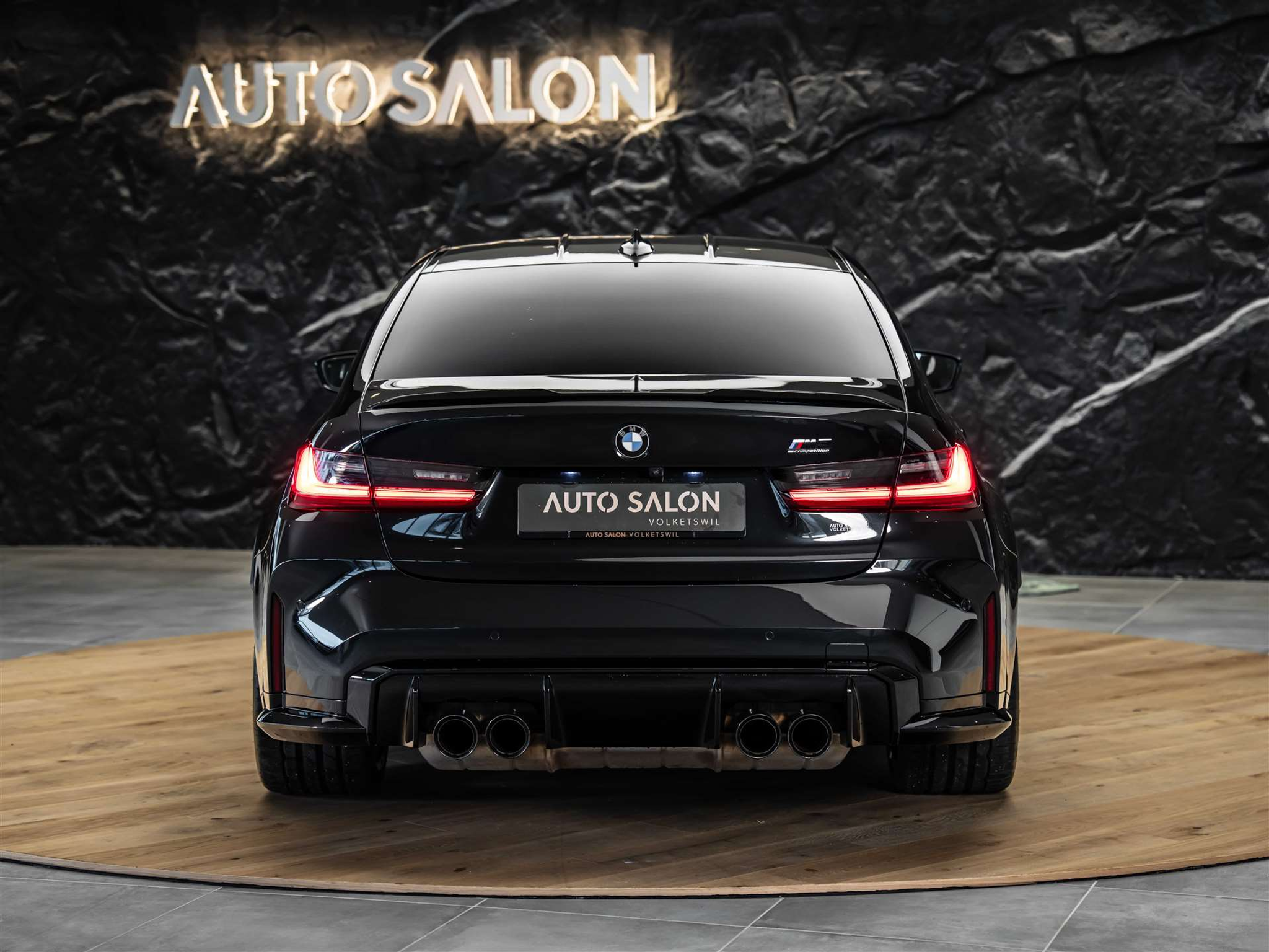 listing desktop thumbnail image 3