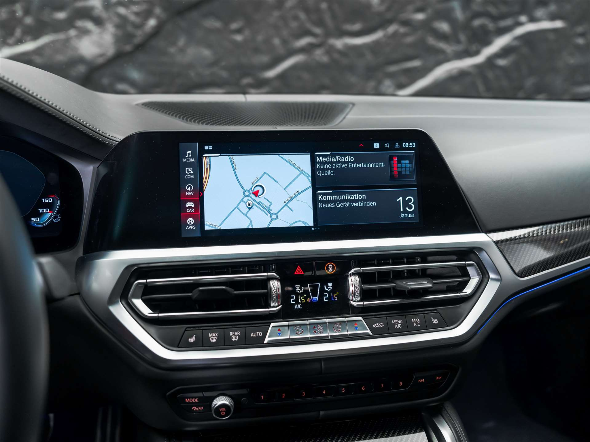 listing desktop thumbnail image 38