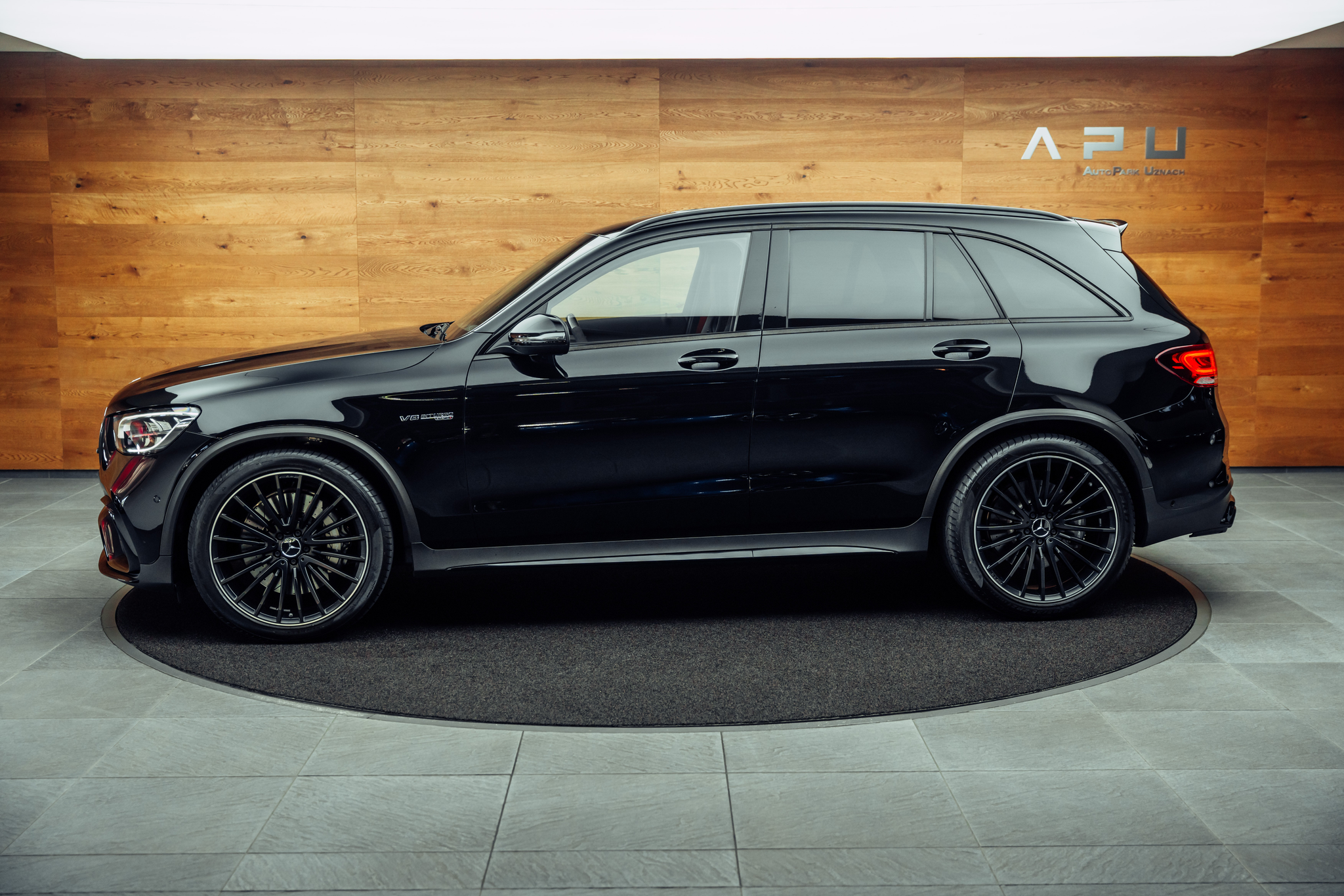 listing desktop thumbnail image 3