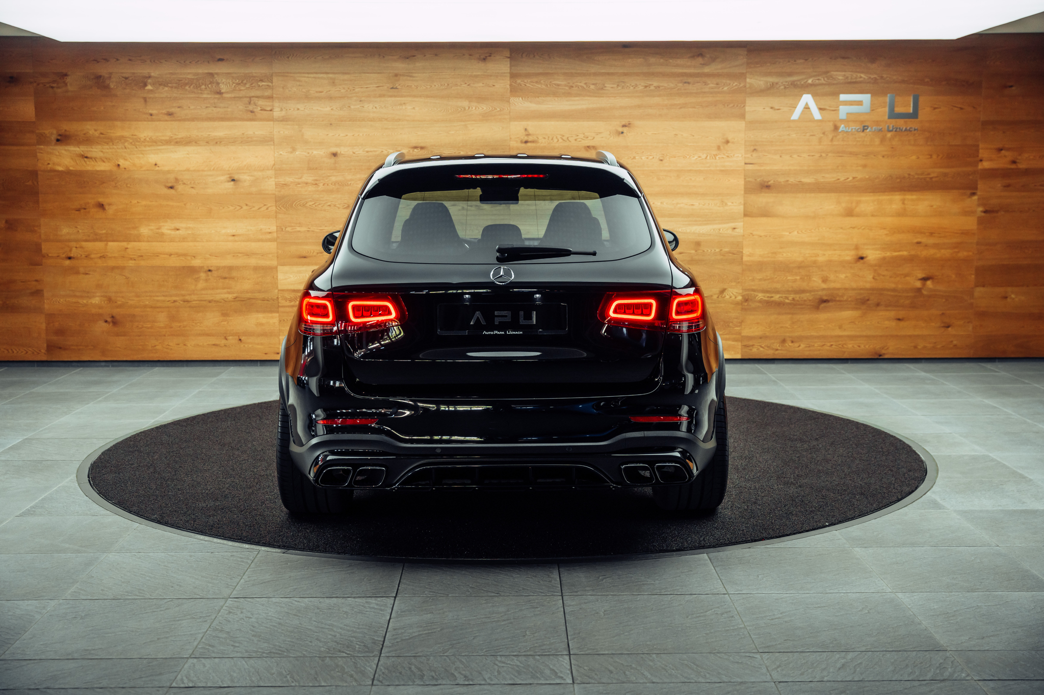 listing desktop thumbnail image 18