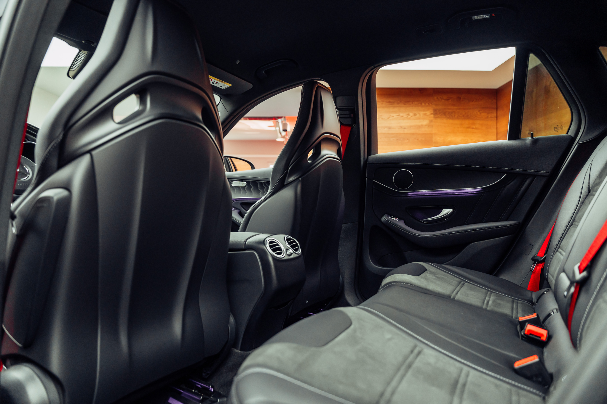 listing desktop thumbnail image 9