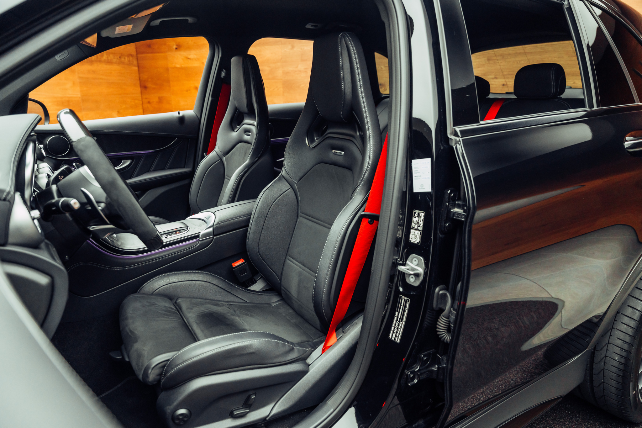 listing desktop thumbnail image 6