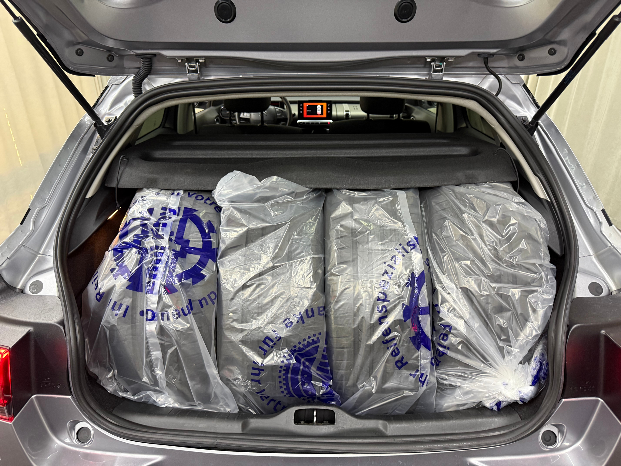 listing desktop thumbnail image 5