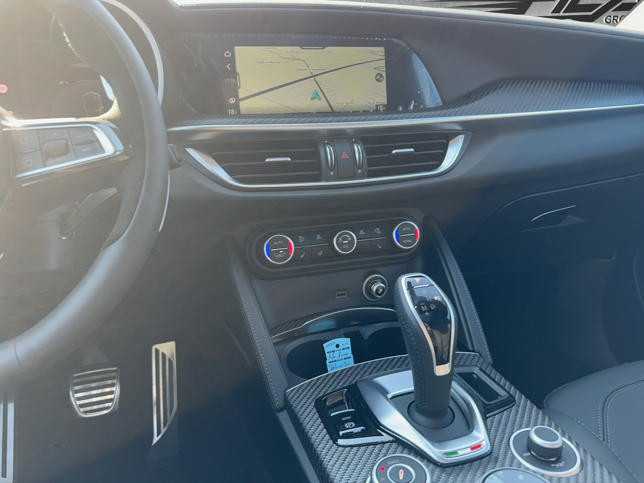 listing desktop thumbnail image 9