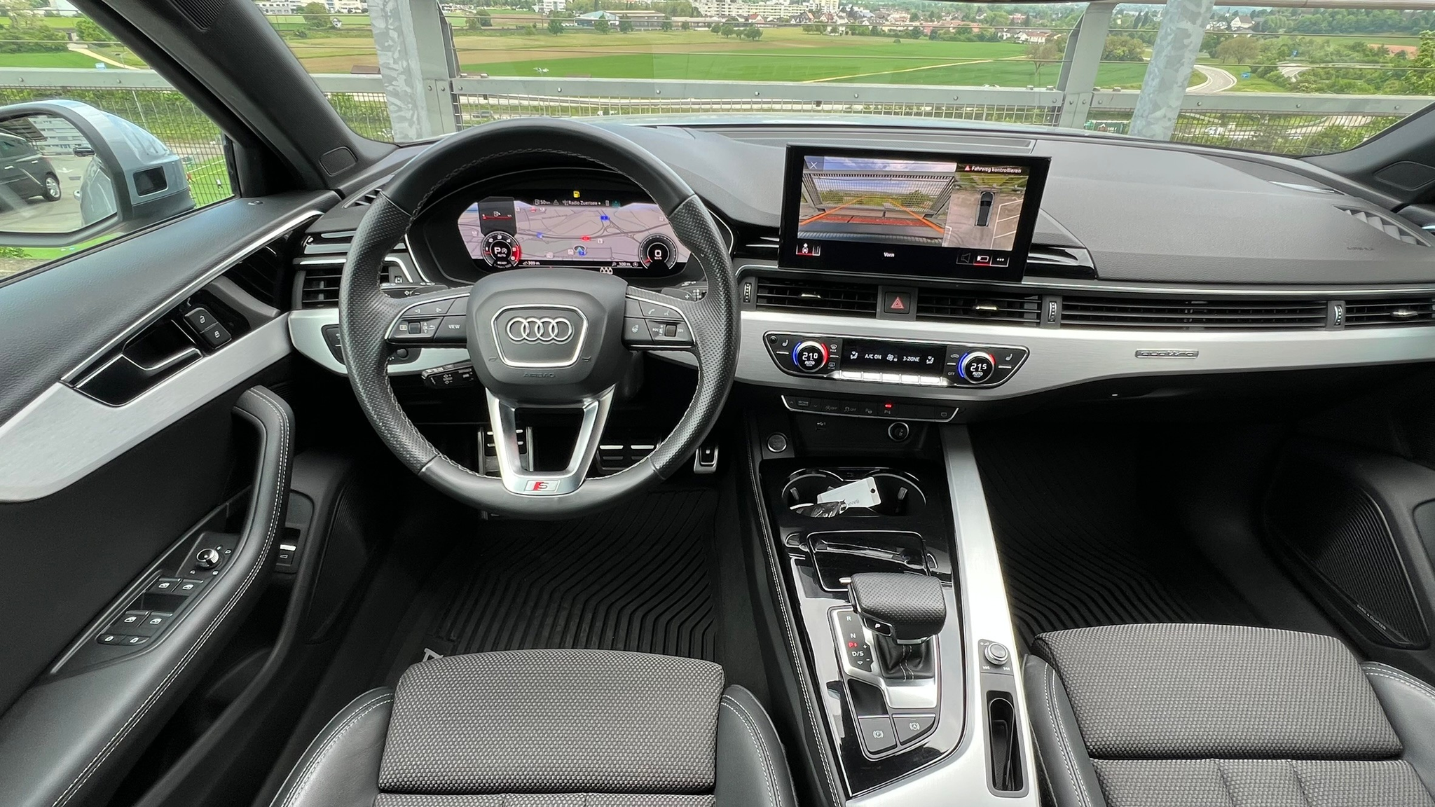 listing desktop thumbnail image 20