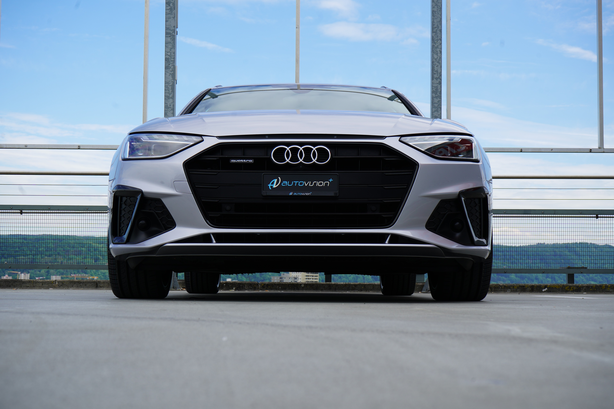 listing desktop thumbnail image 15