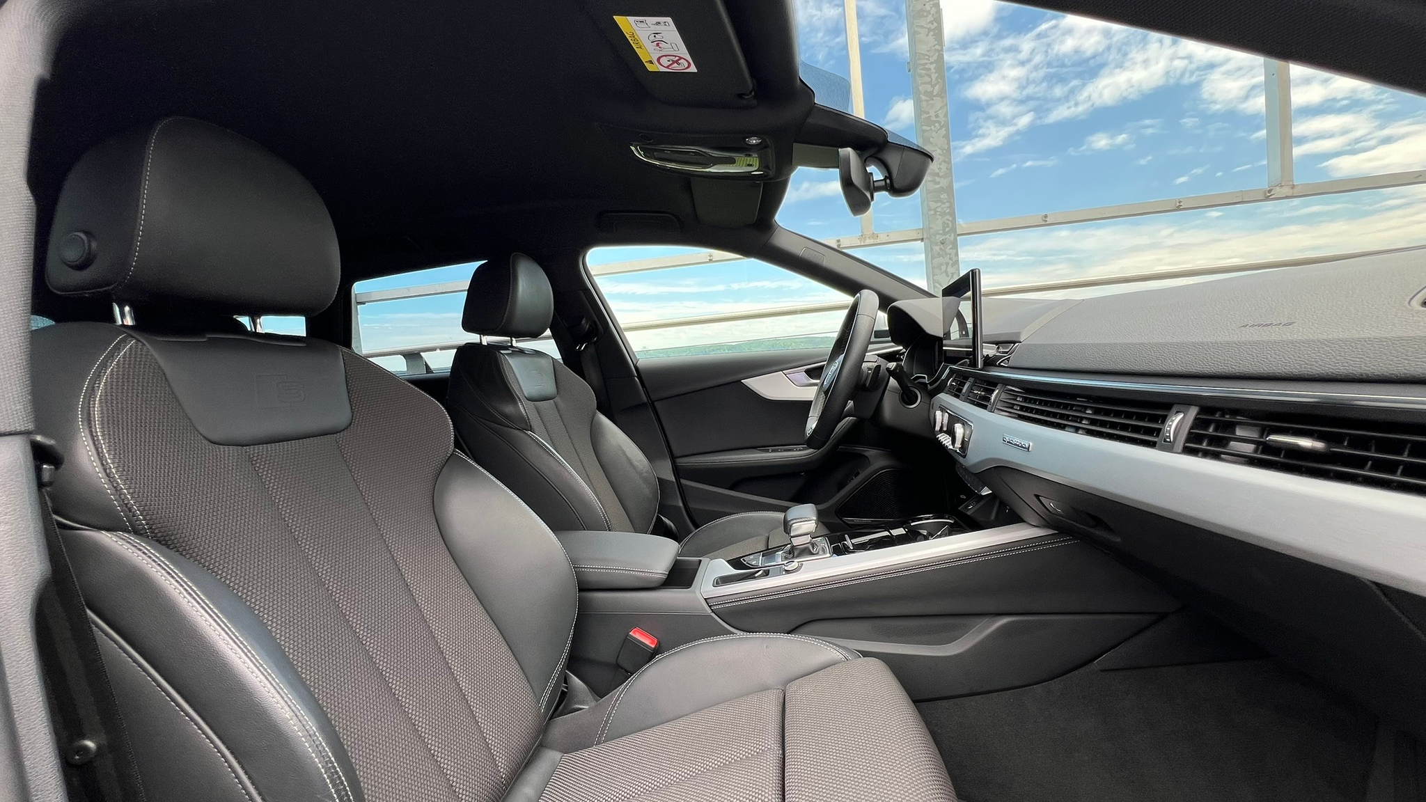 listing desktop thumbnail image 21