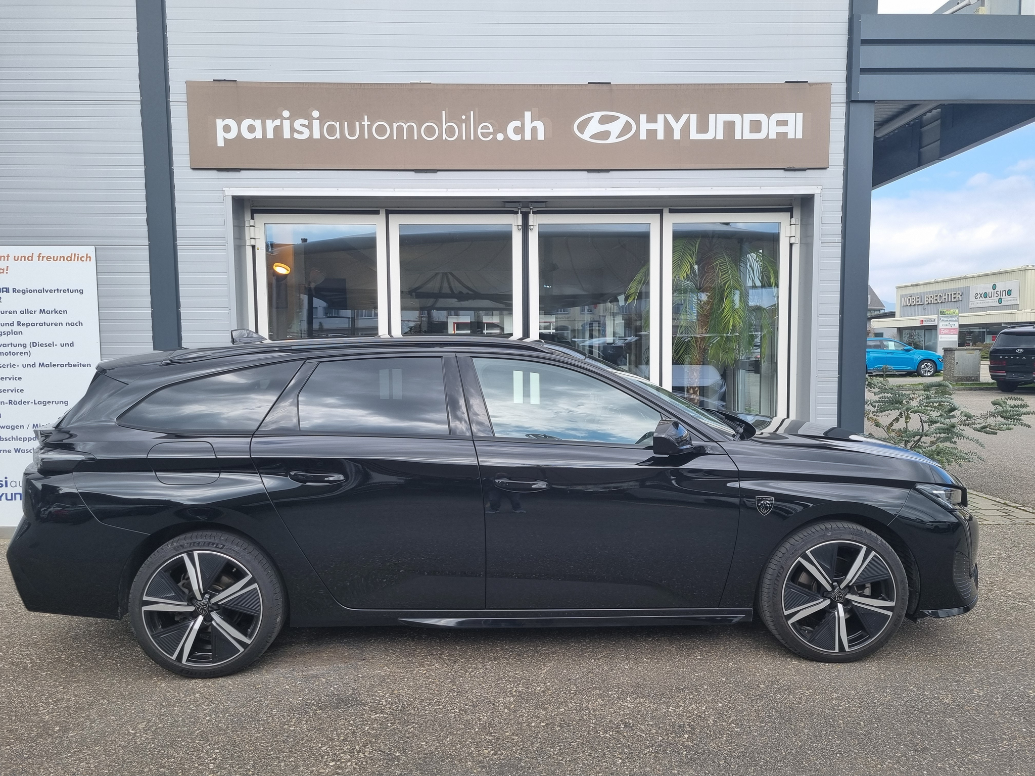 listing desktop thumbnail image 3