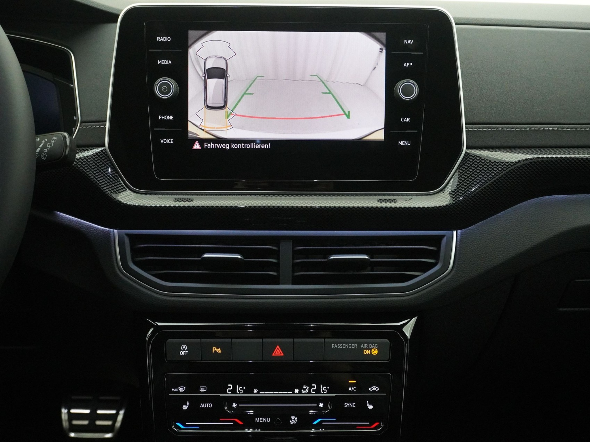 listing desktop thumbnail image 17