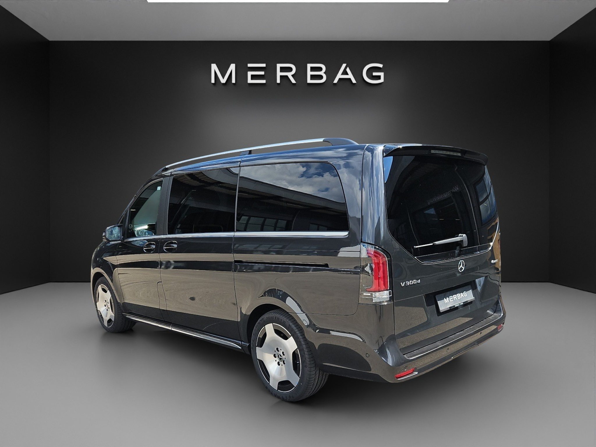 listing desktop thumbnail image 3